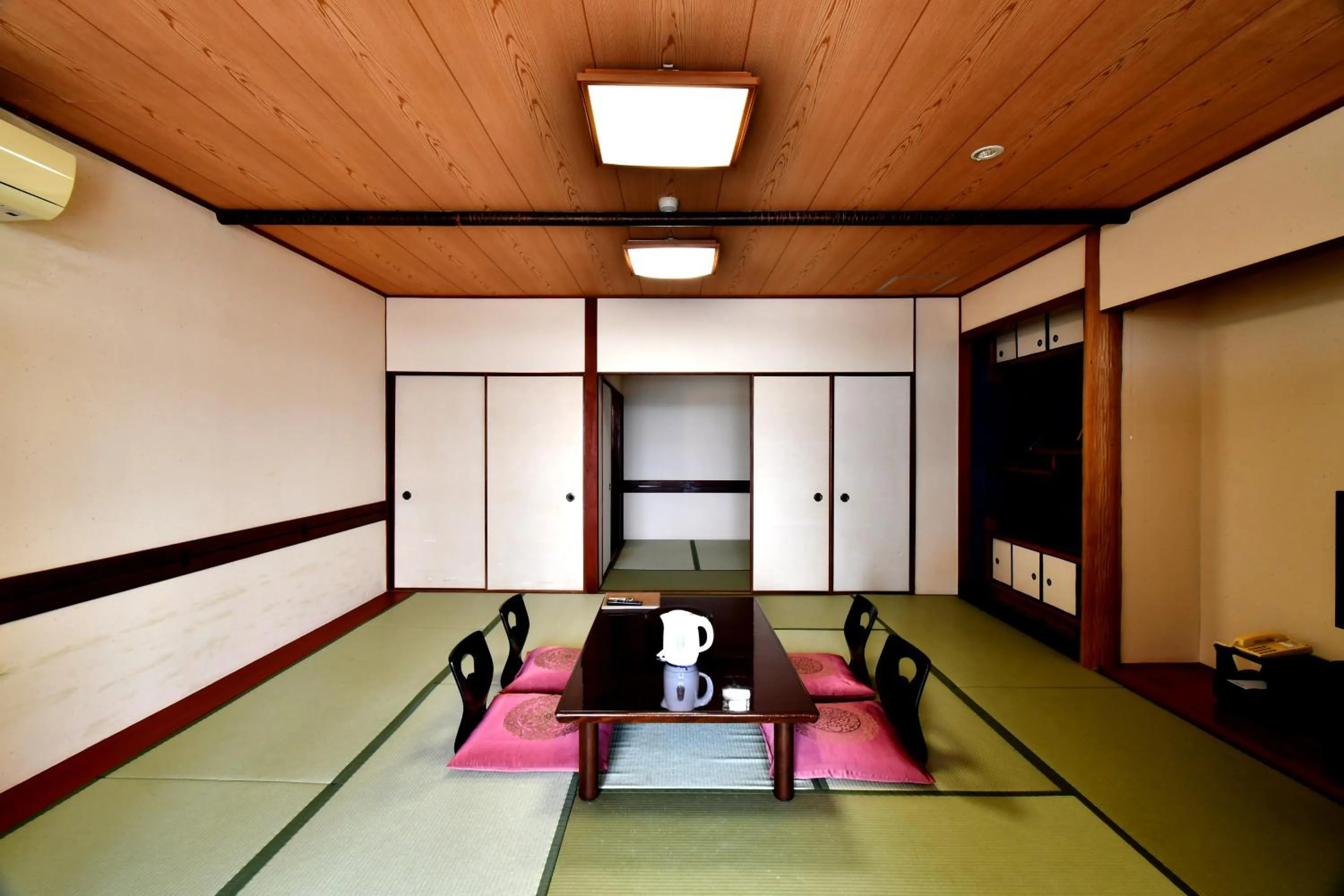 TV and multimedia in Yataro