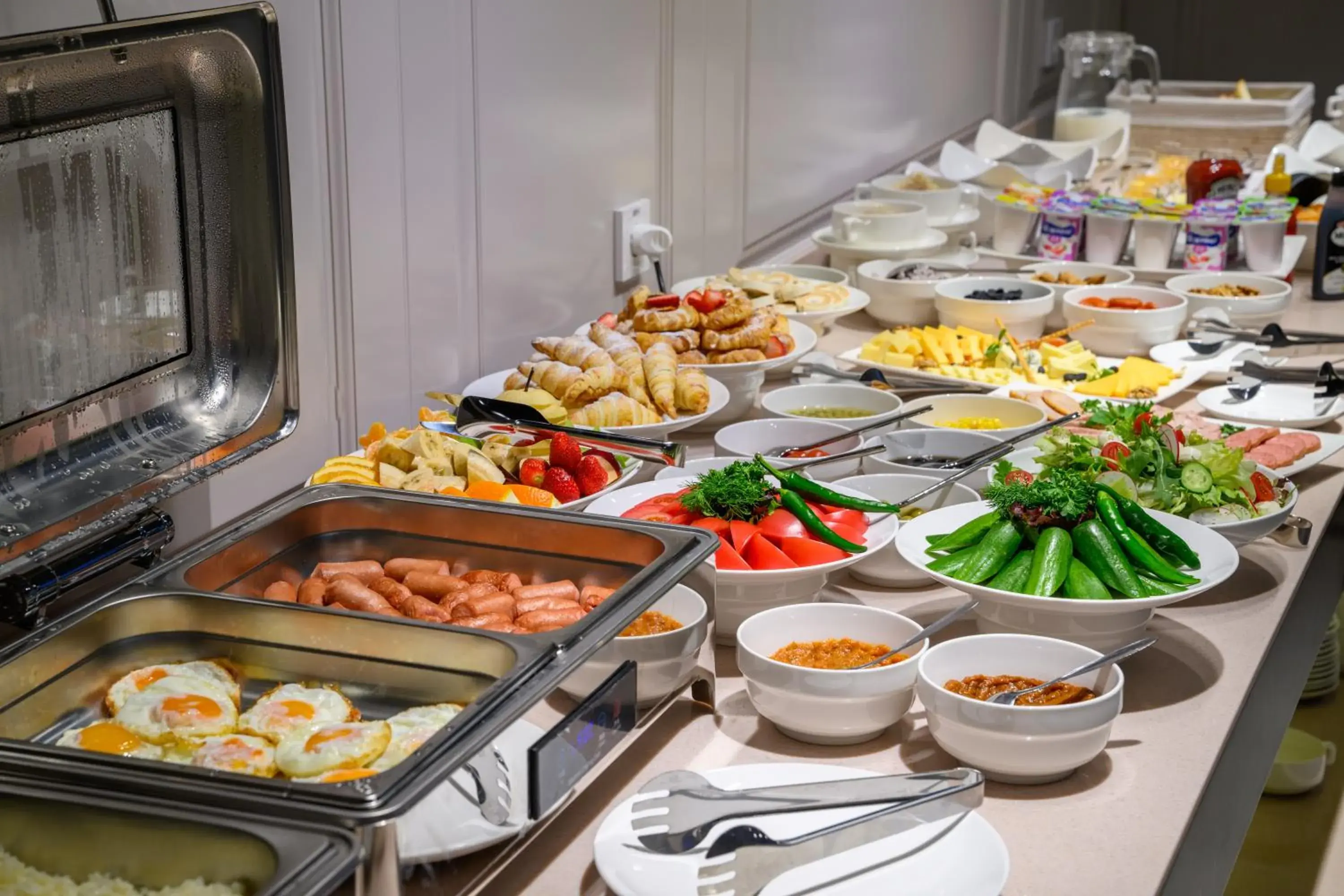 Breakfast in Consti Hotel Tashkent Breakfast in Consti Hotel Tashkent