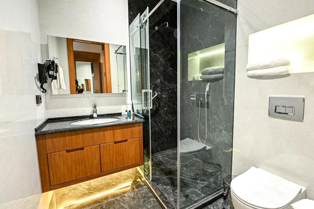 Shower in Consti Hotel Tashkent