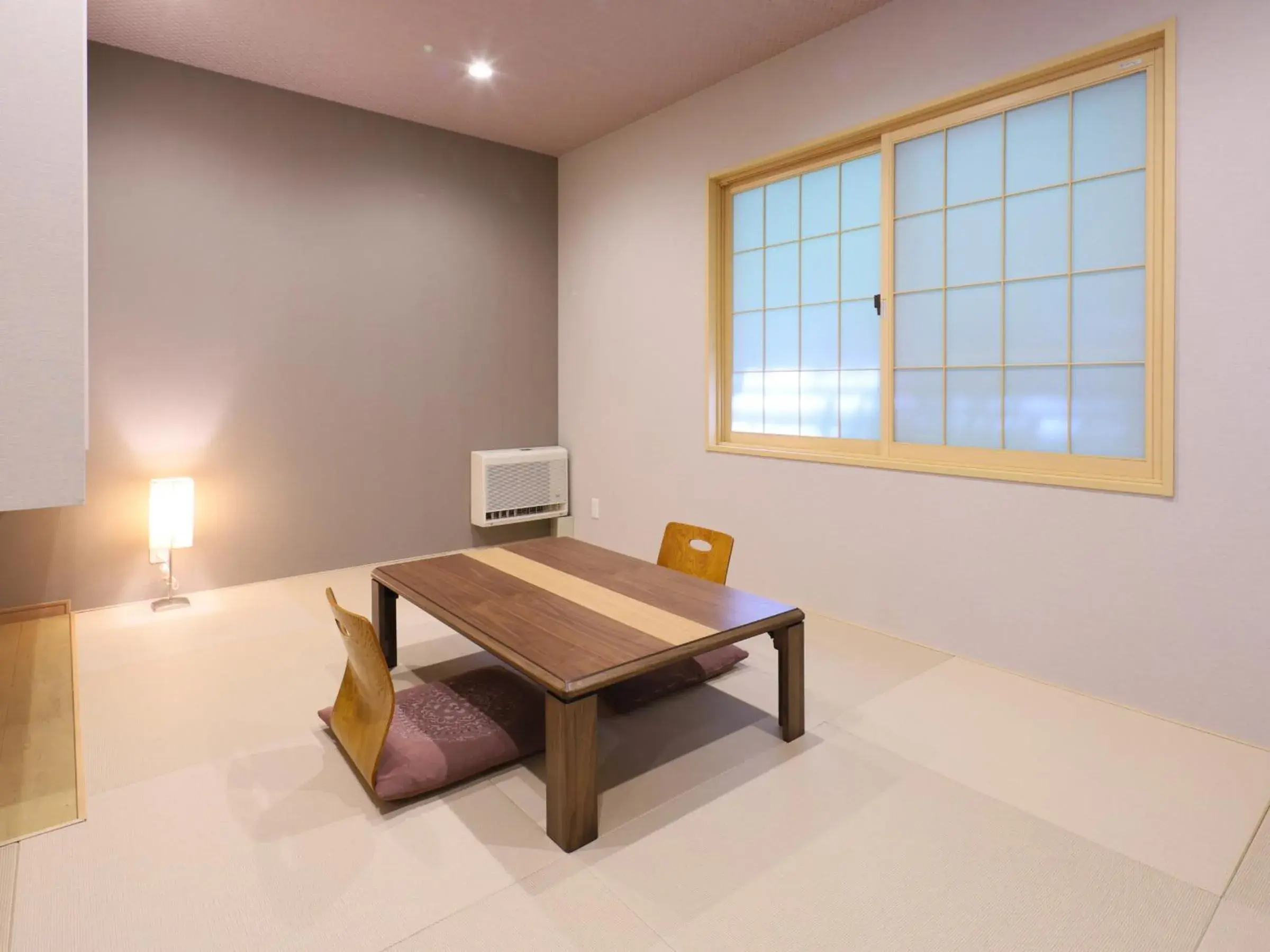 Triple Room with Bathroom in Kamikochi Hotel Triple Room with Bathroom in Kamikochi Hotel