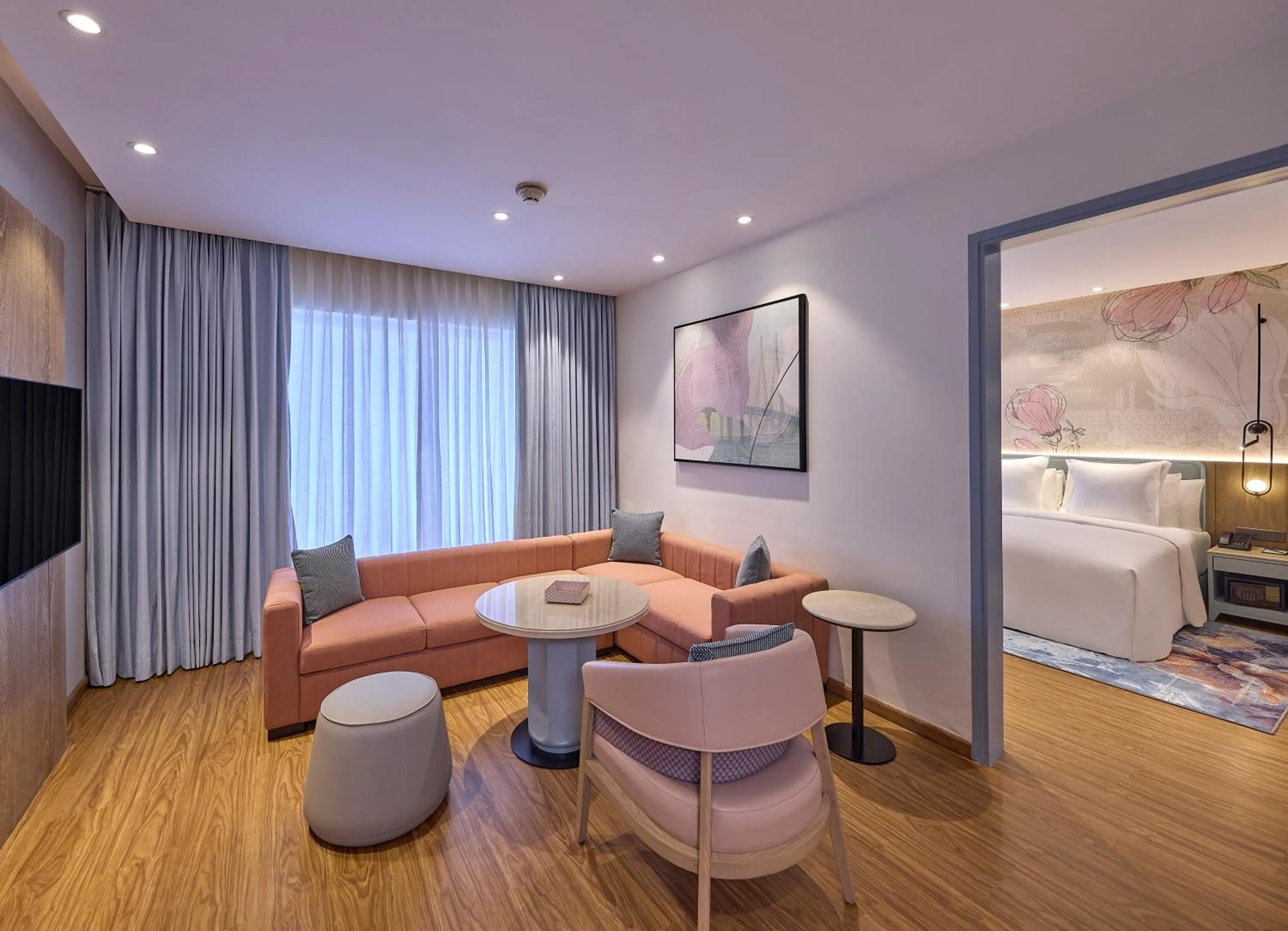 Living room in ICONIQA Hotel Mumbai International Airport