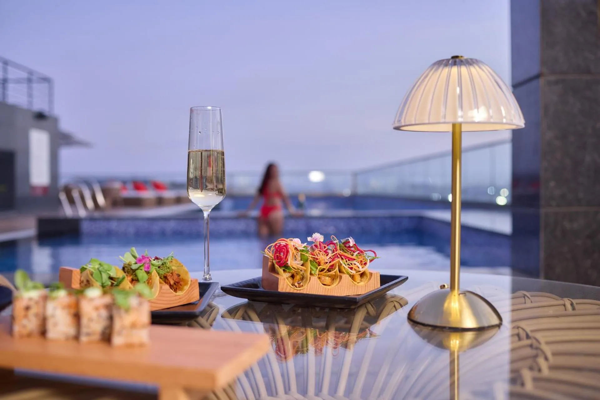 Swimming pool in ICONIQA Hotel Mumbai International Airport