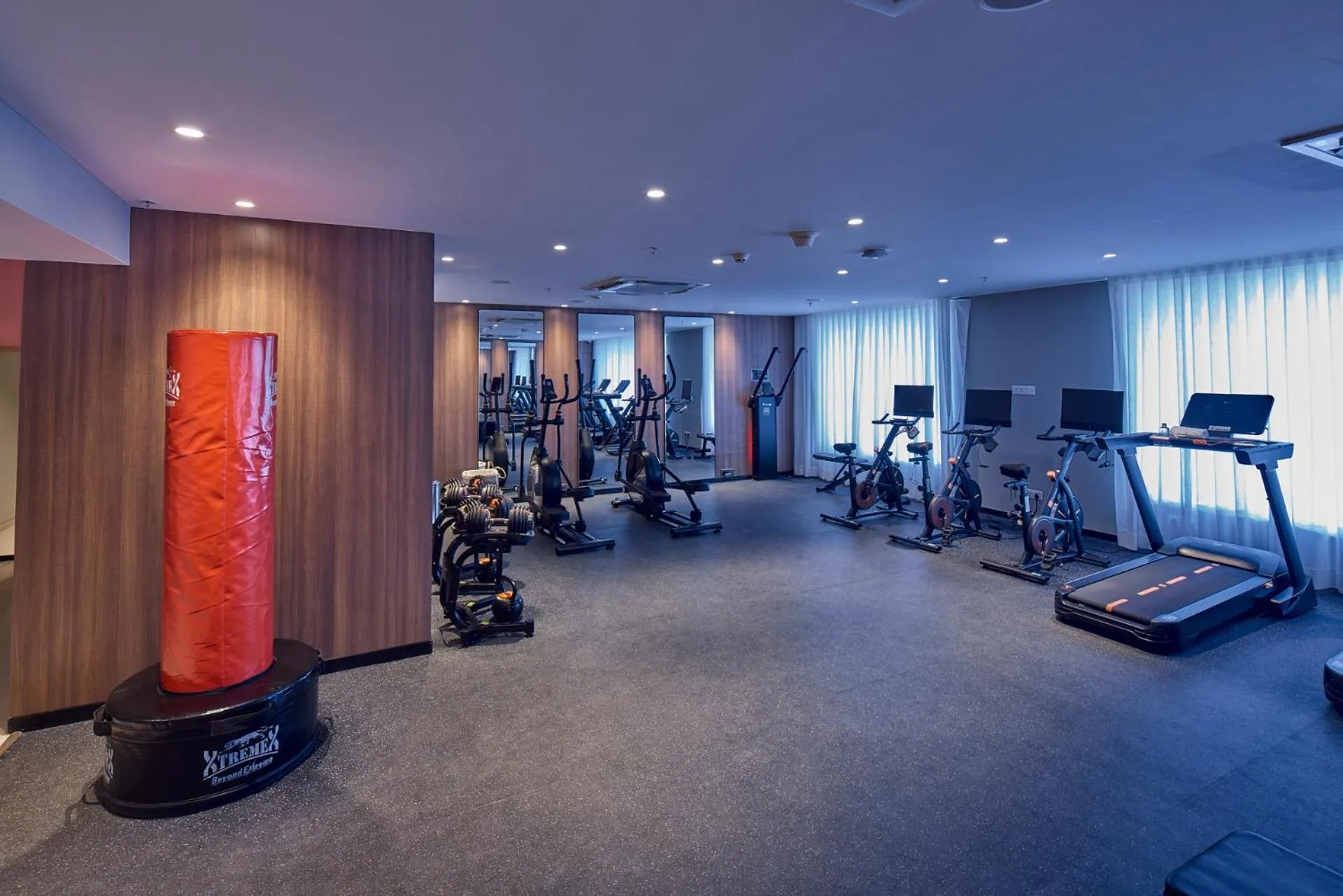 Fitness centre/facilities in ICONIQA Hotel Mumbai International Airport