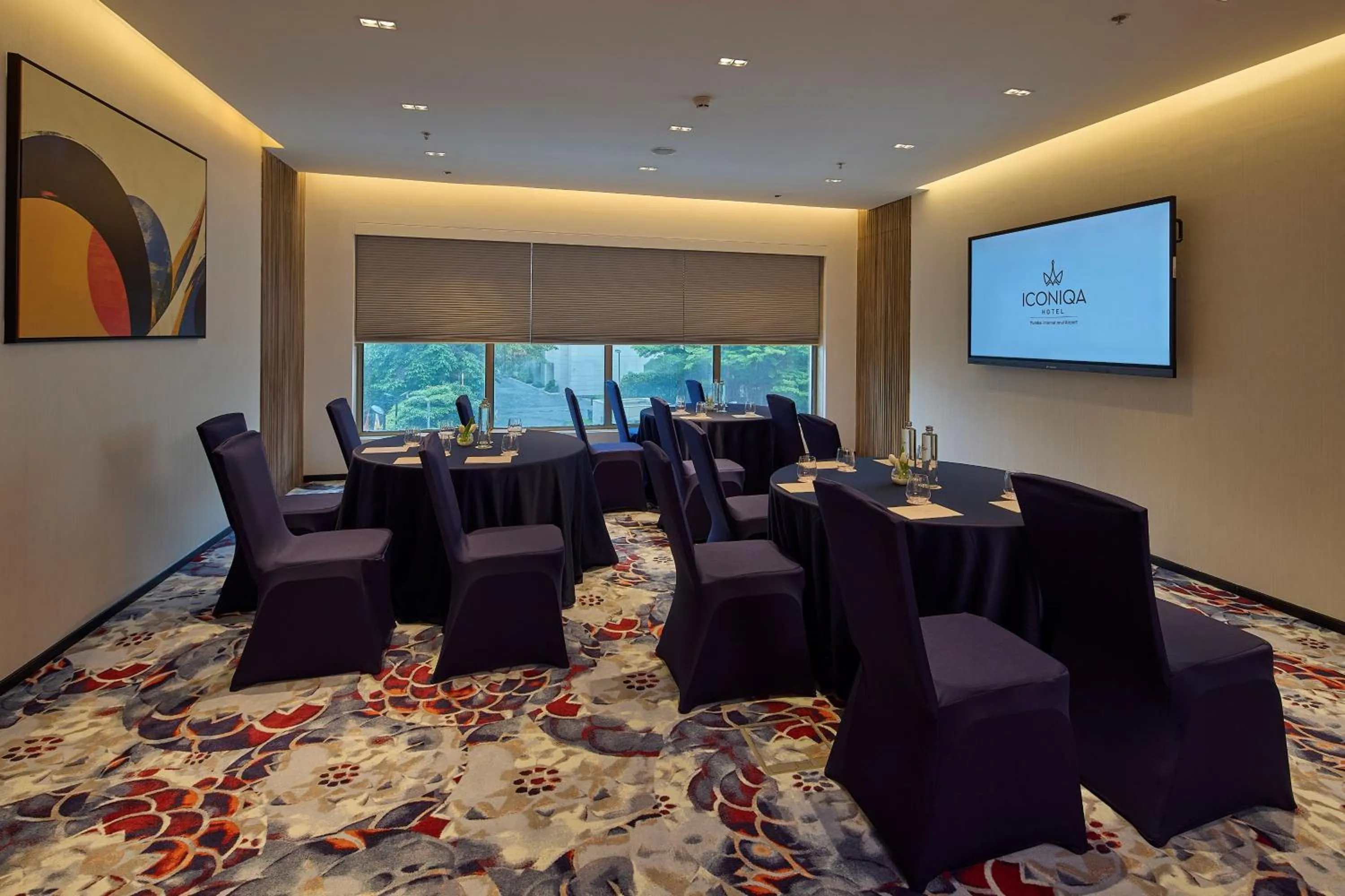 Meeting/conference room in ICONIQA Hotel Mumbai International Airport
