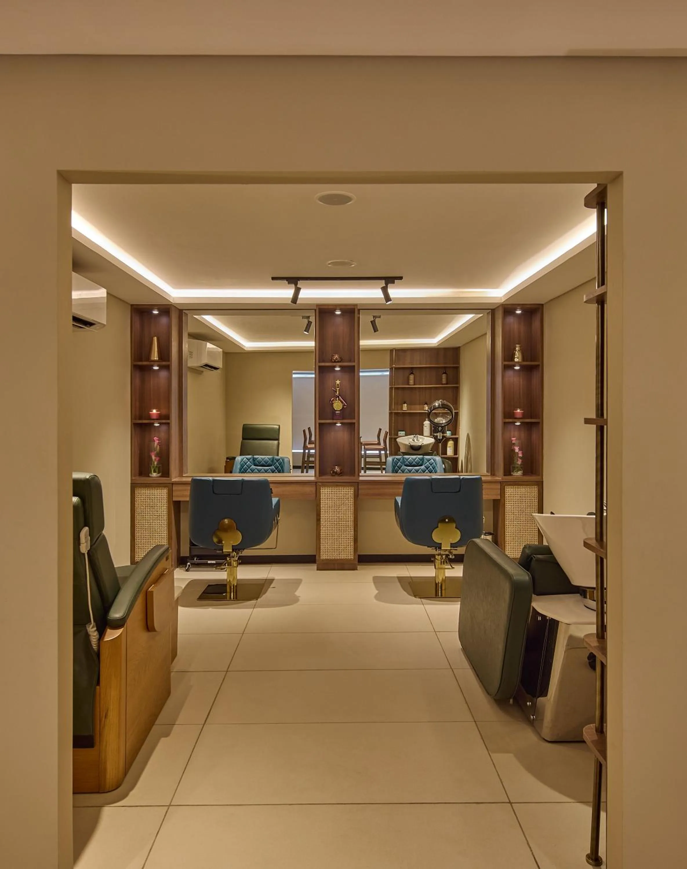 Spa and wellness centre/facilities in ICONIQA Hotel Mumbai International Airport