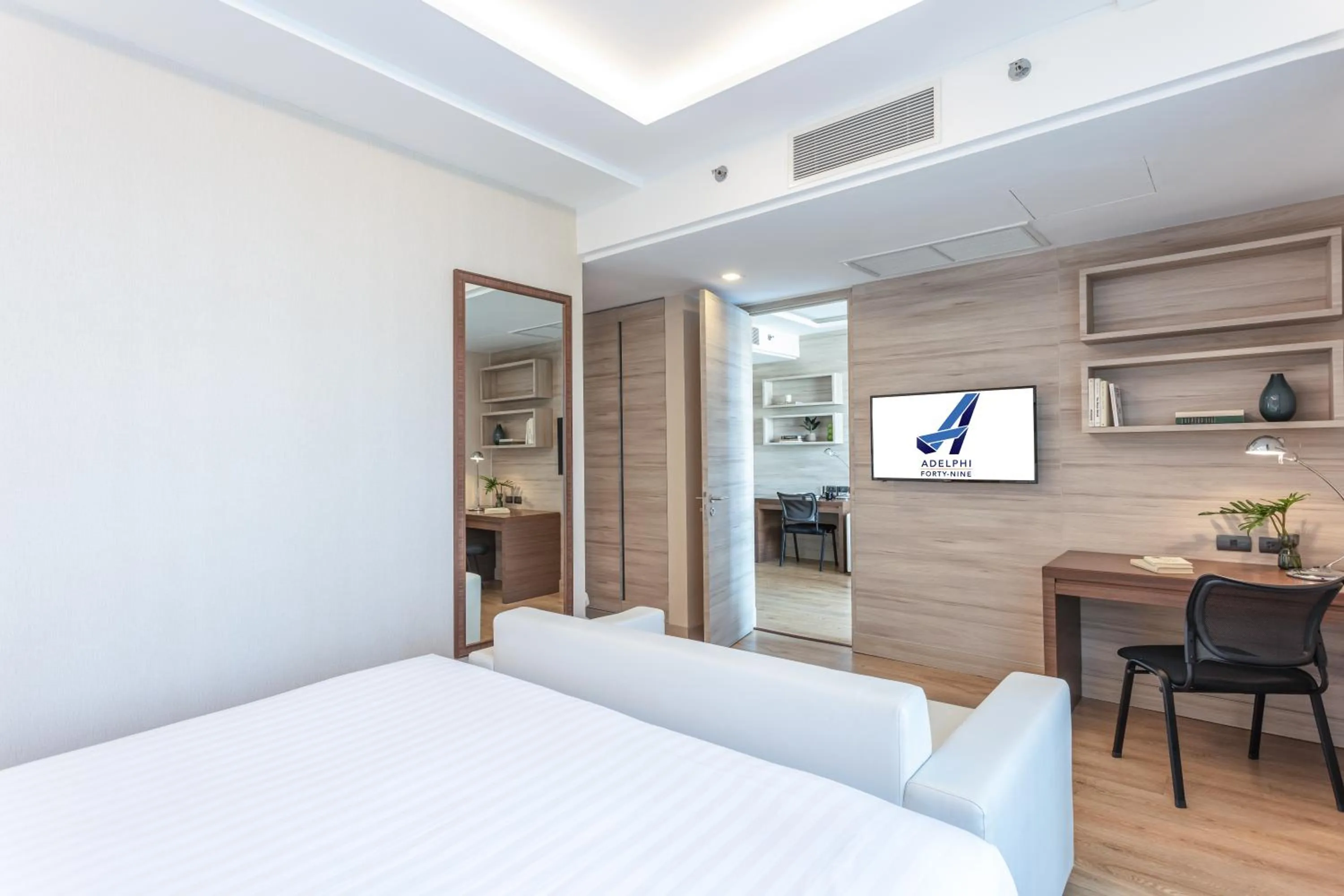 Bedroom, Bed in Adelphi Forty-Nine