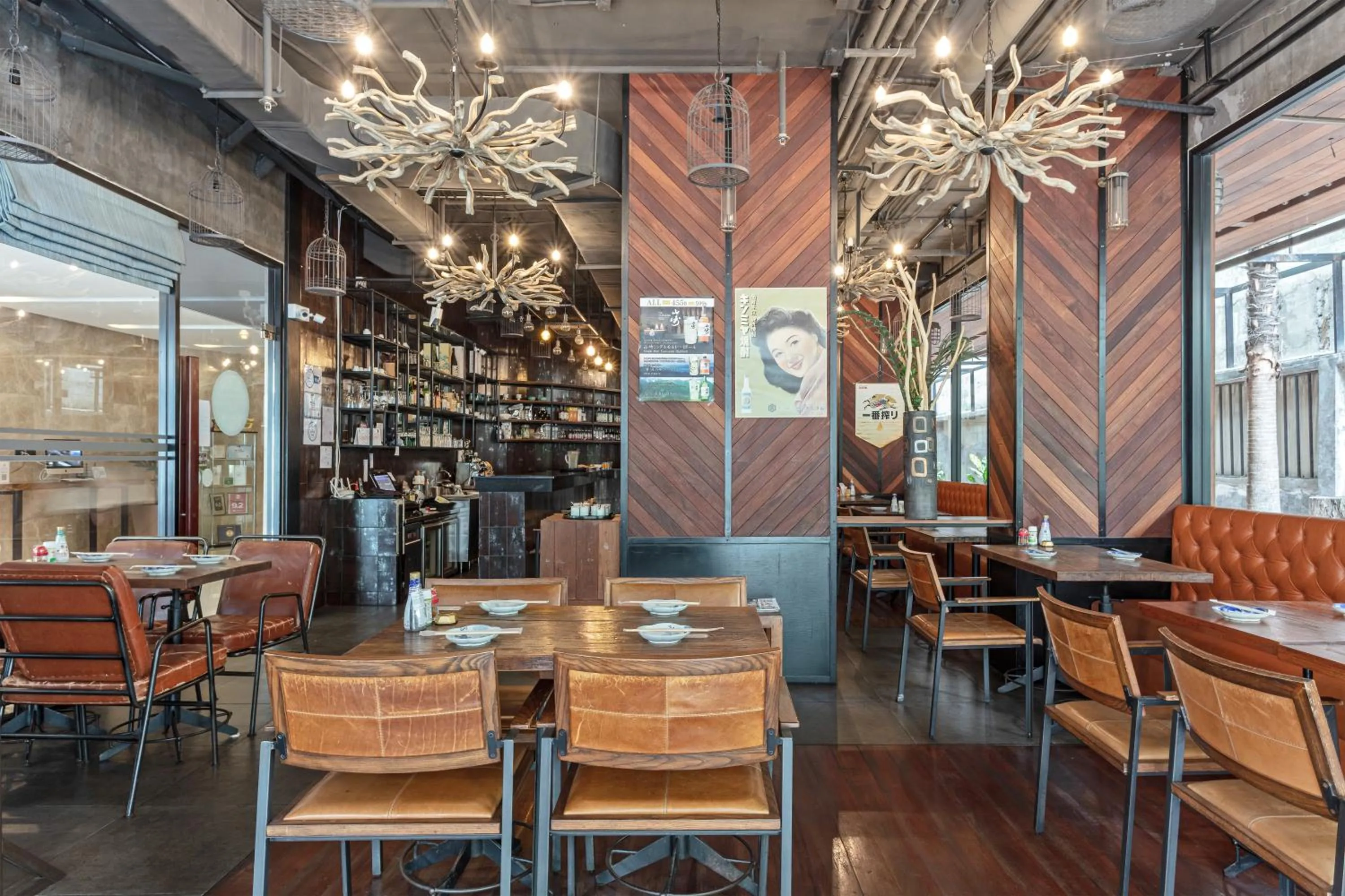 Restaurant/places to eat in Adelphi Forty-Nine