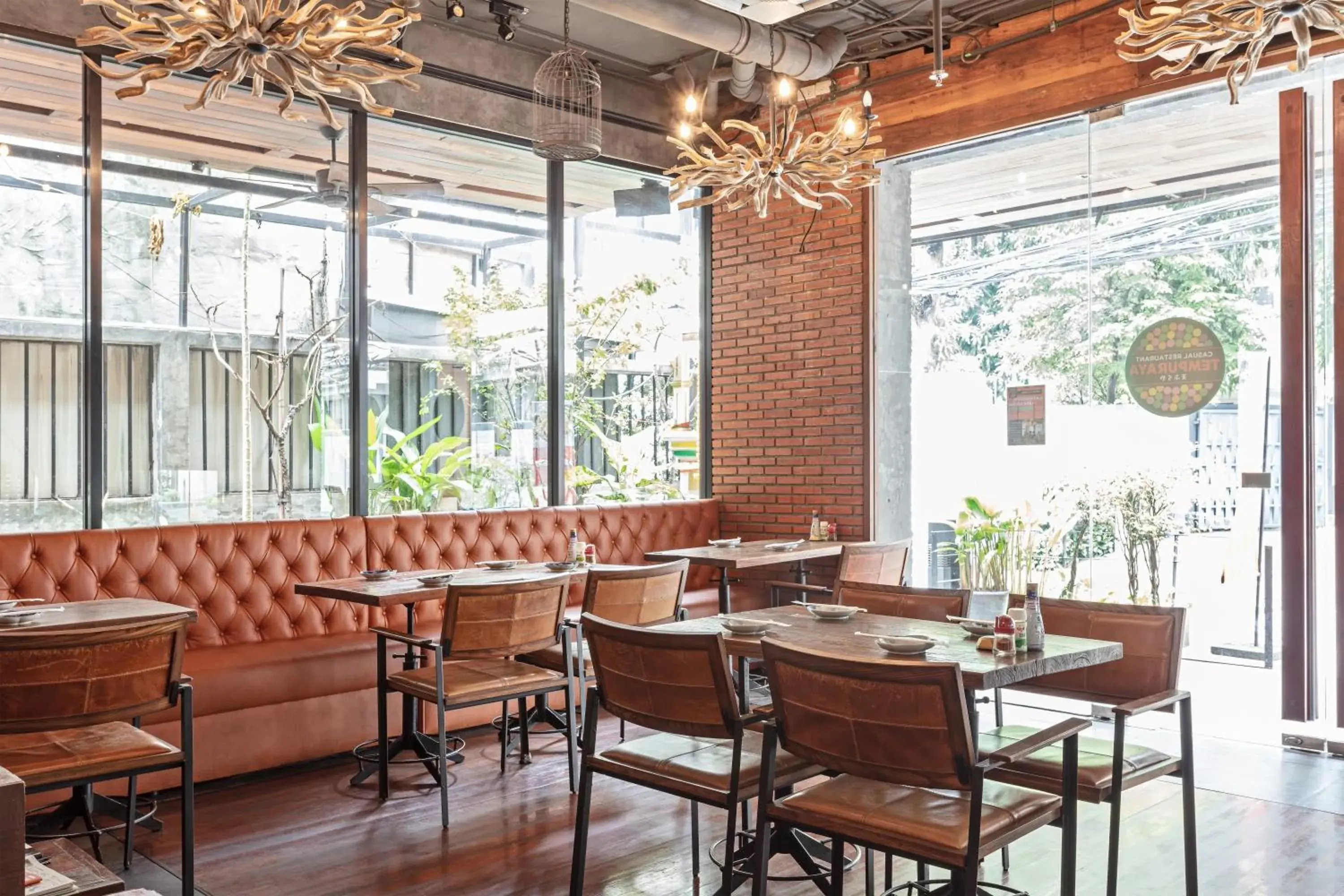 Restaurant/places to eat in Adelphi Forty-Nine Restaurant/places to eat in Adelphi Forty-Nine