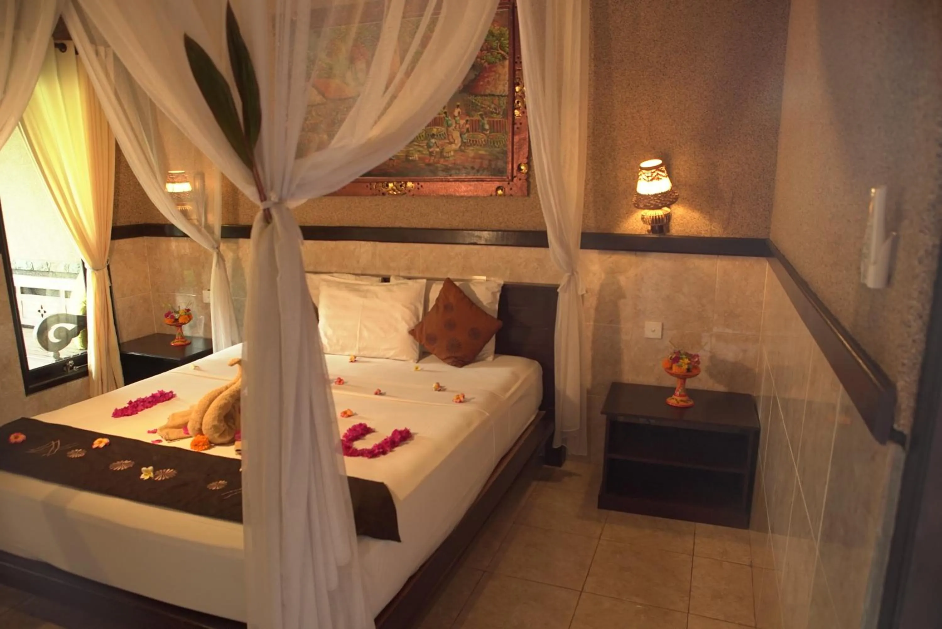 Photo of the whole room, Bed in Oma In Pemuteran Bali