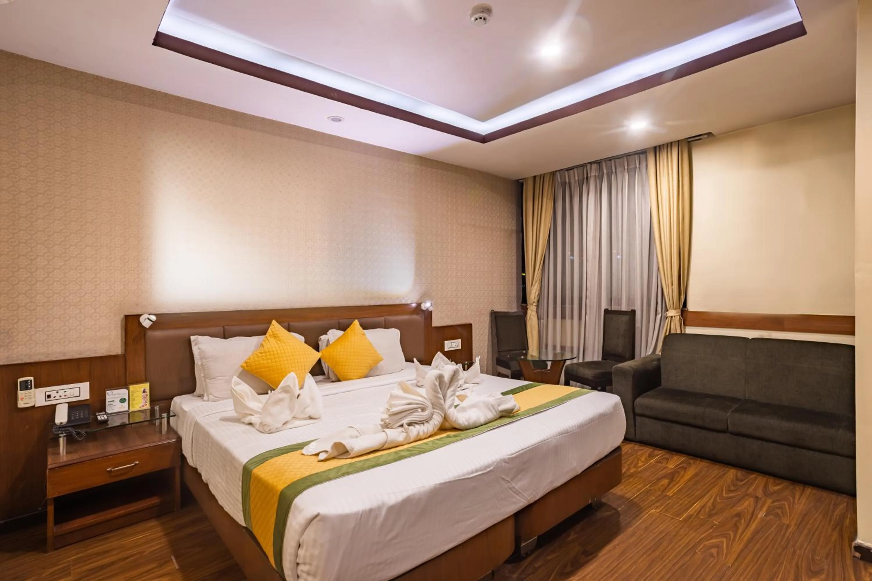 Bed in Yellow Pagoda Hotel