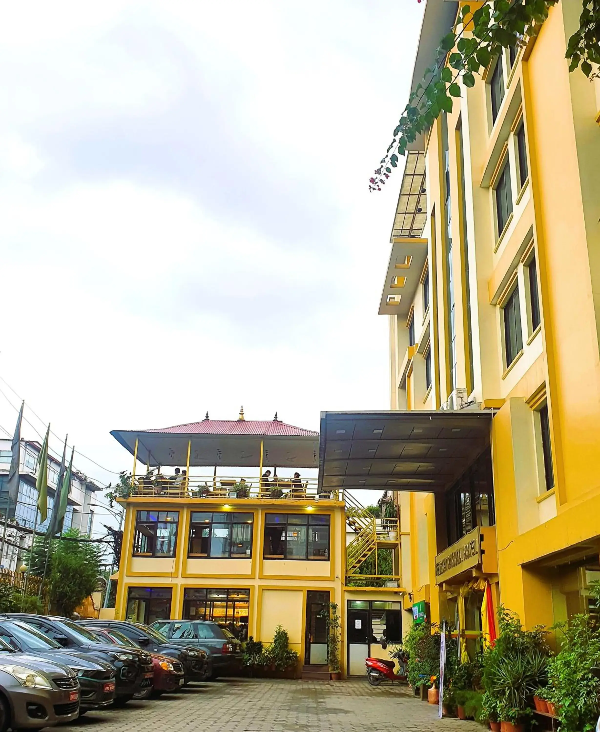 Property building in Yellow Pagoda Hotel Property building in Yellow Pagoda Hotel