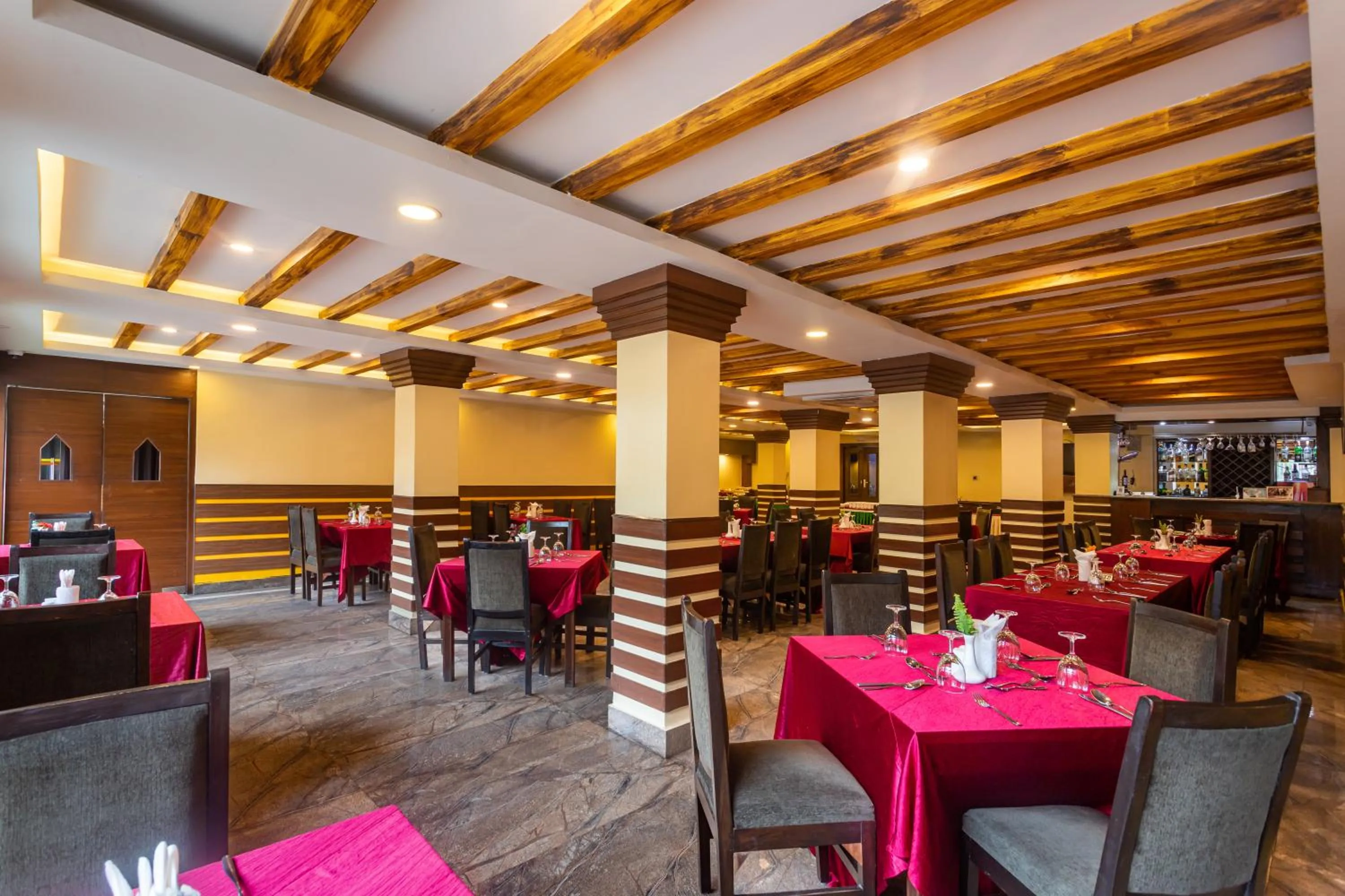Restaurant/places to eat in Yellow Pagoda Hotel