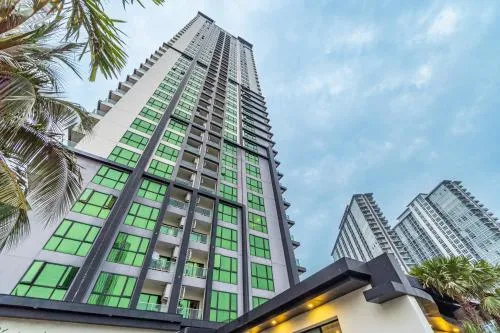 Dusit Grand Condo View