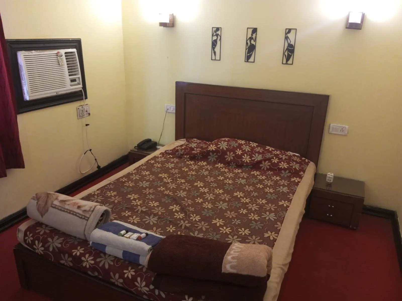 Bed in Hotel Seagull