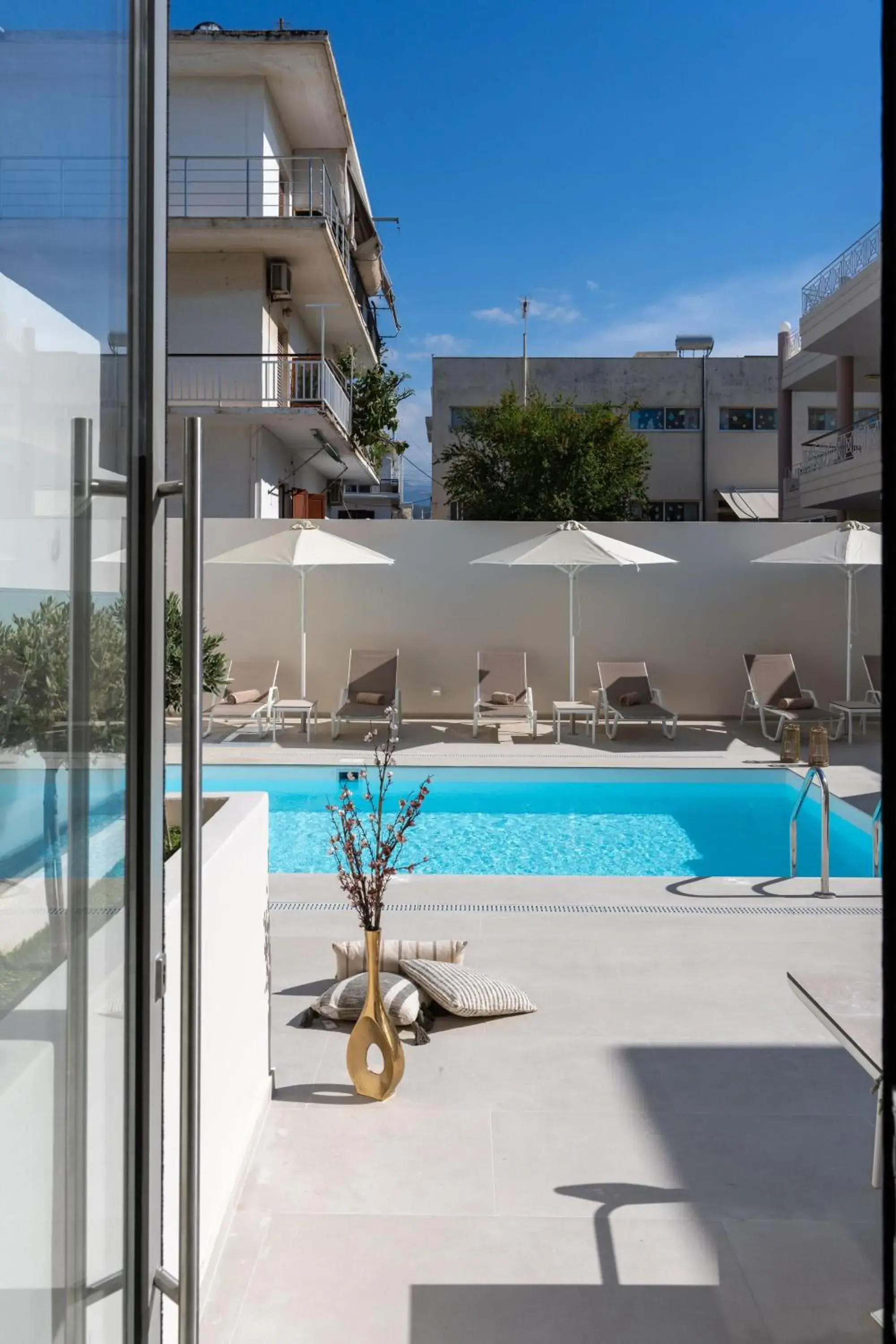 Selected Suites Selected Suites