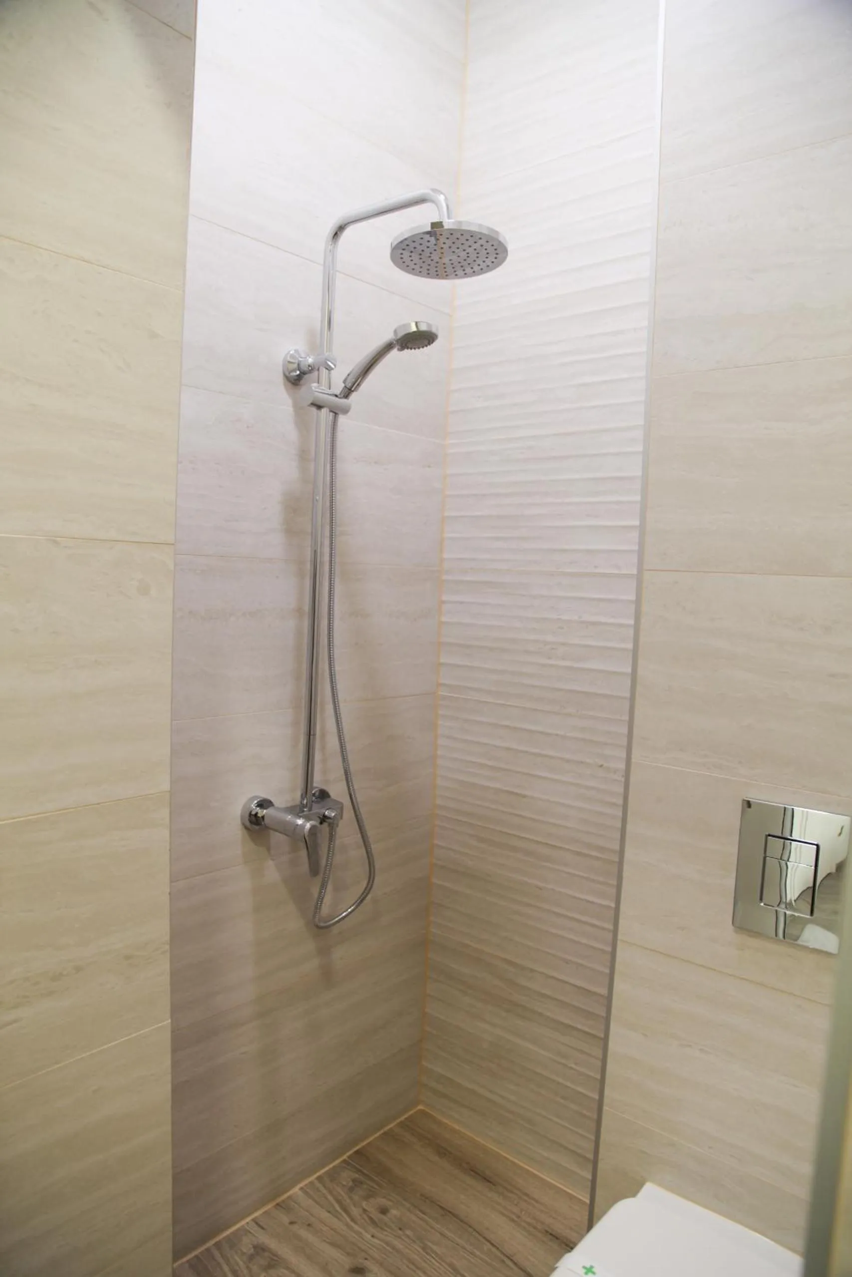 Shower in Corner House