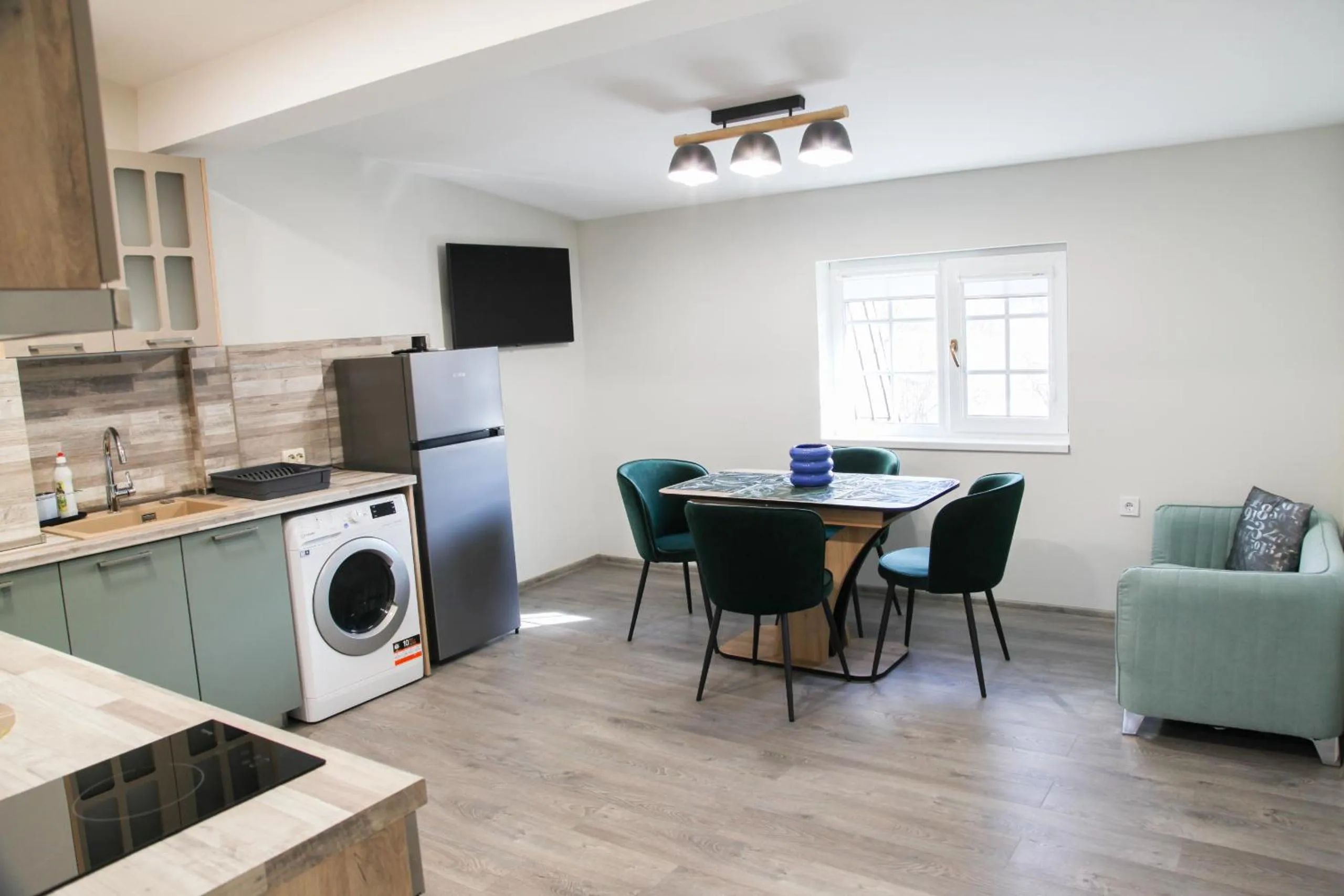 Communal lounge/ TV room in Corner House