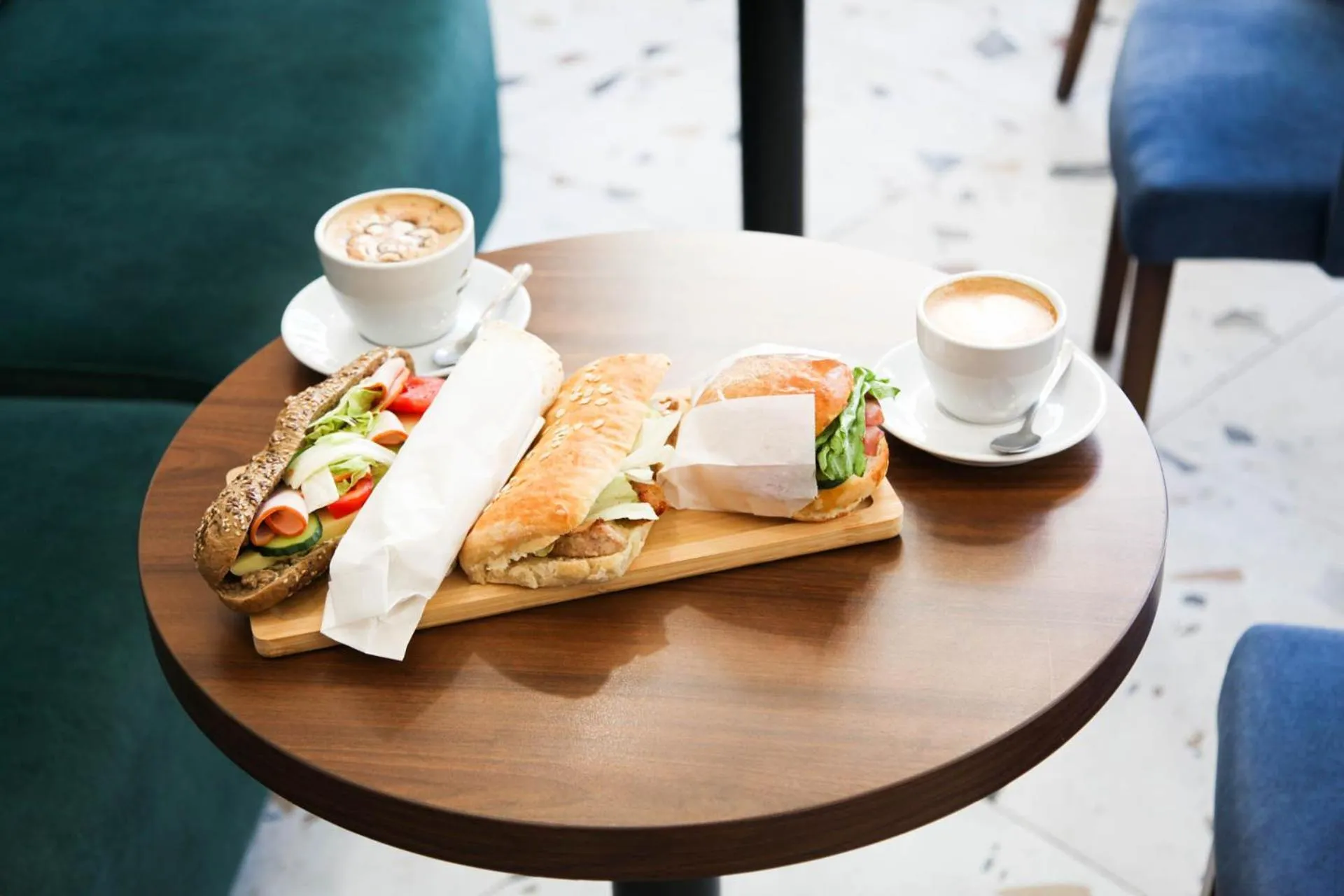 Breakfast in Corner House