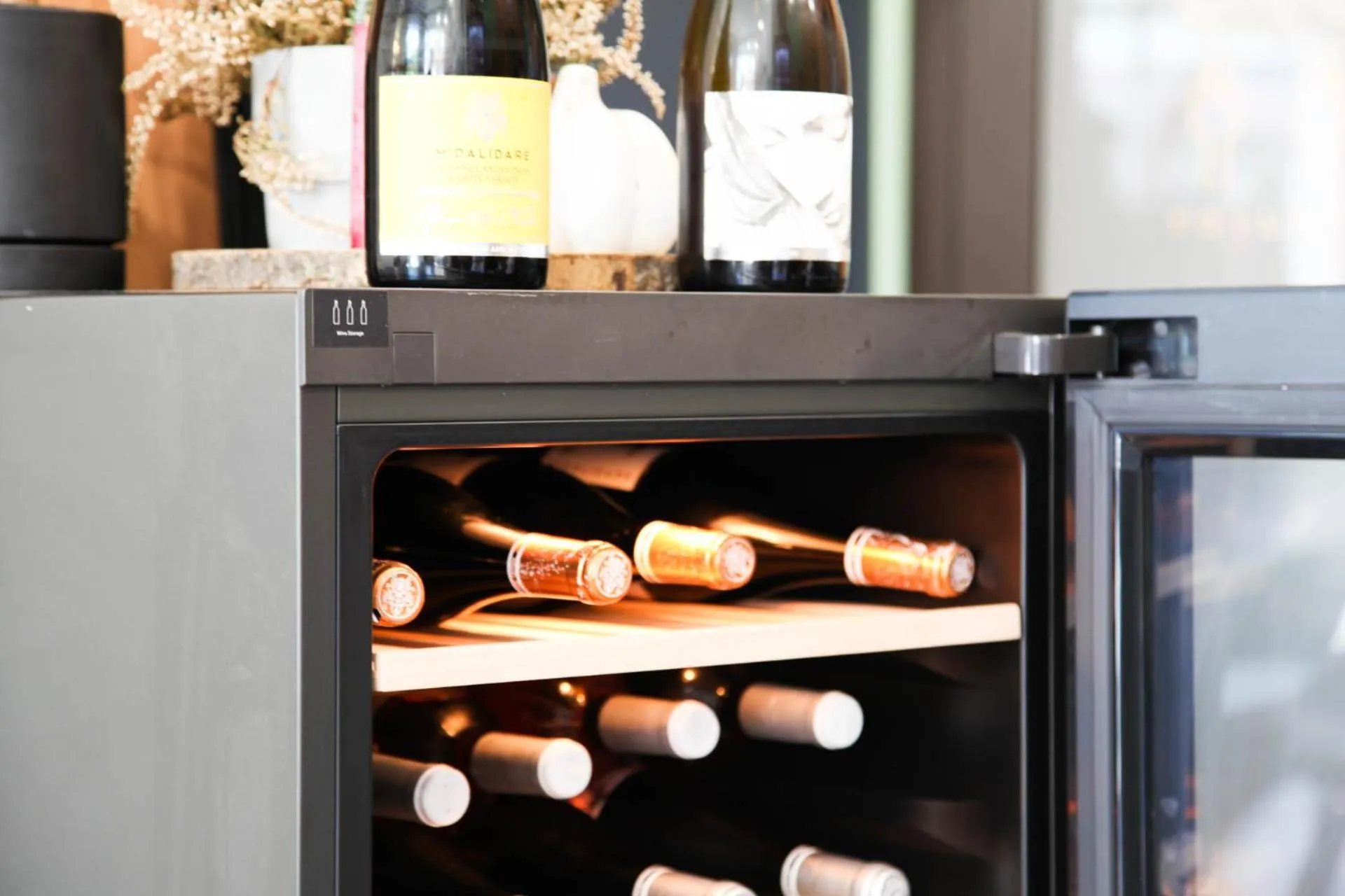 Breakfast in Corner House