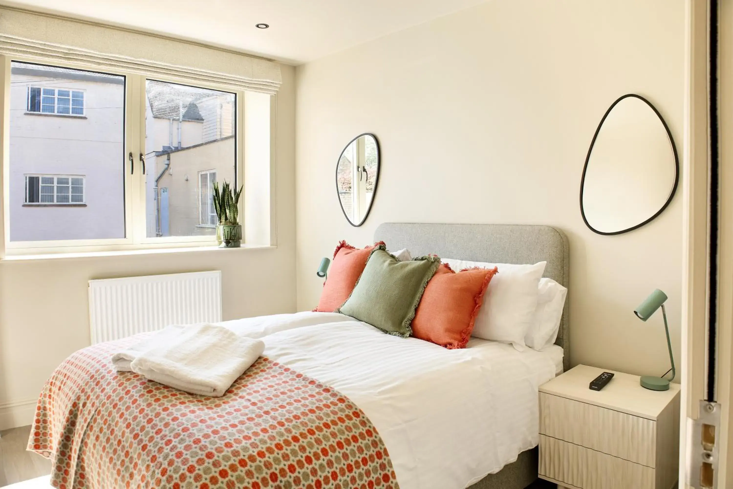 Deluxe Family Suite in George Apartments Deluxe Family Suite in George Apartments