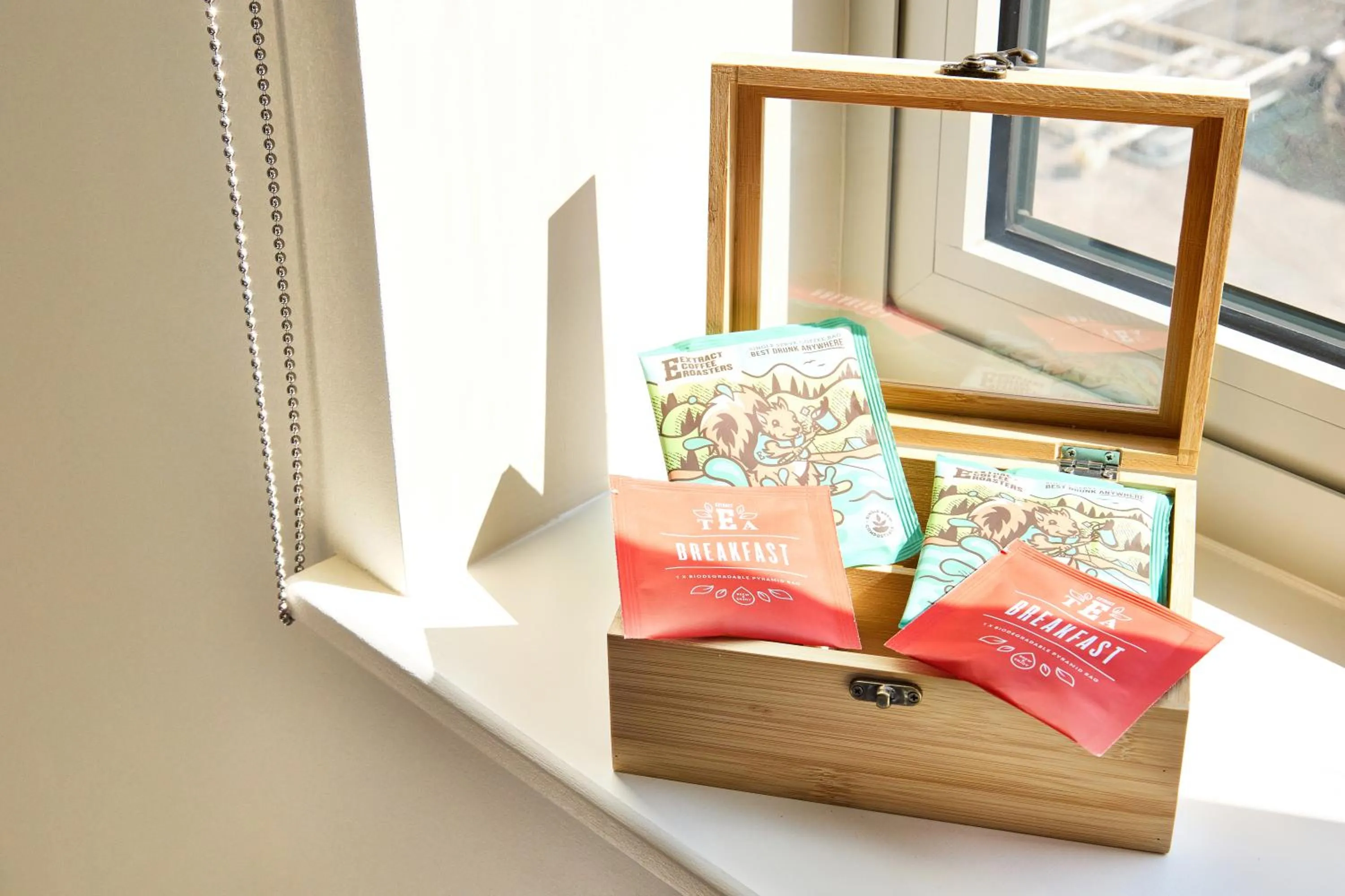 Coffee/tea facilities in George Apartments