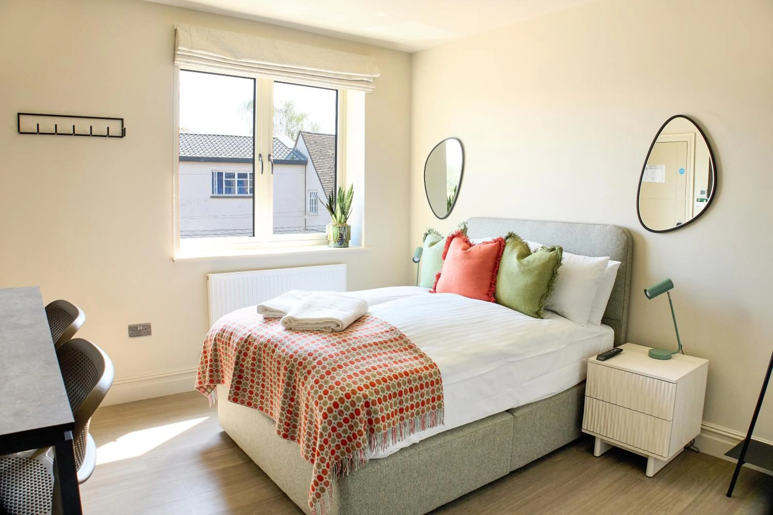 Bed in George Apartments