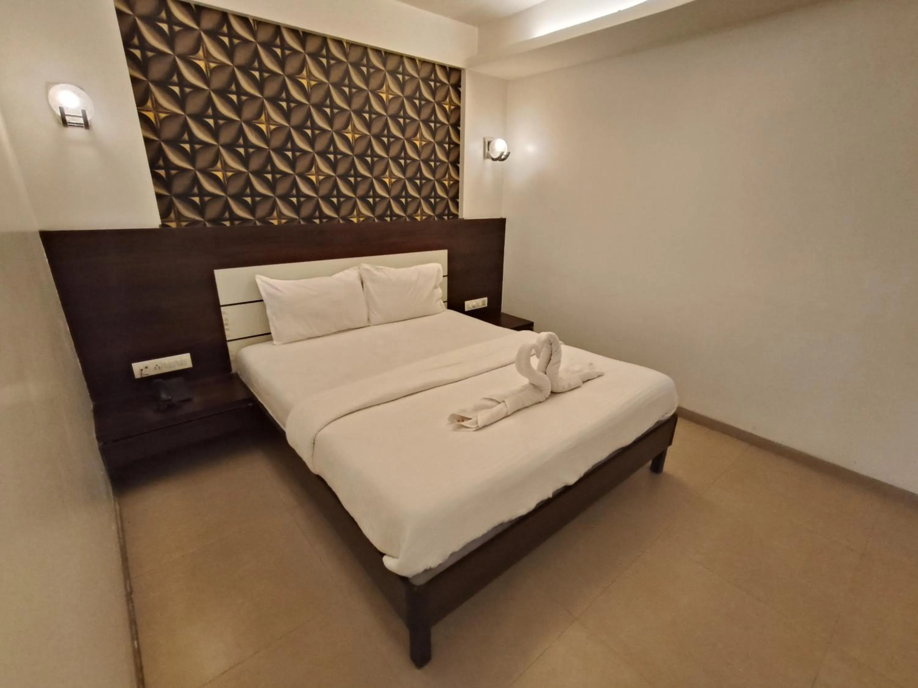 Bed in Hotel Vijay Sagar Dombivali