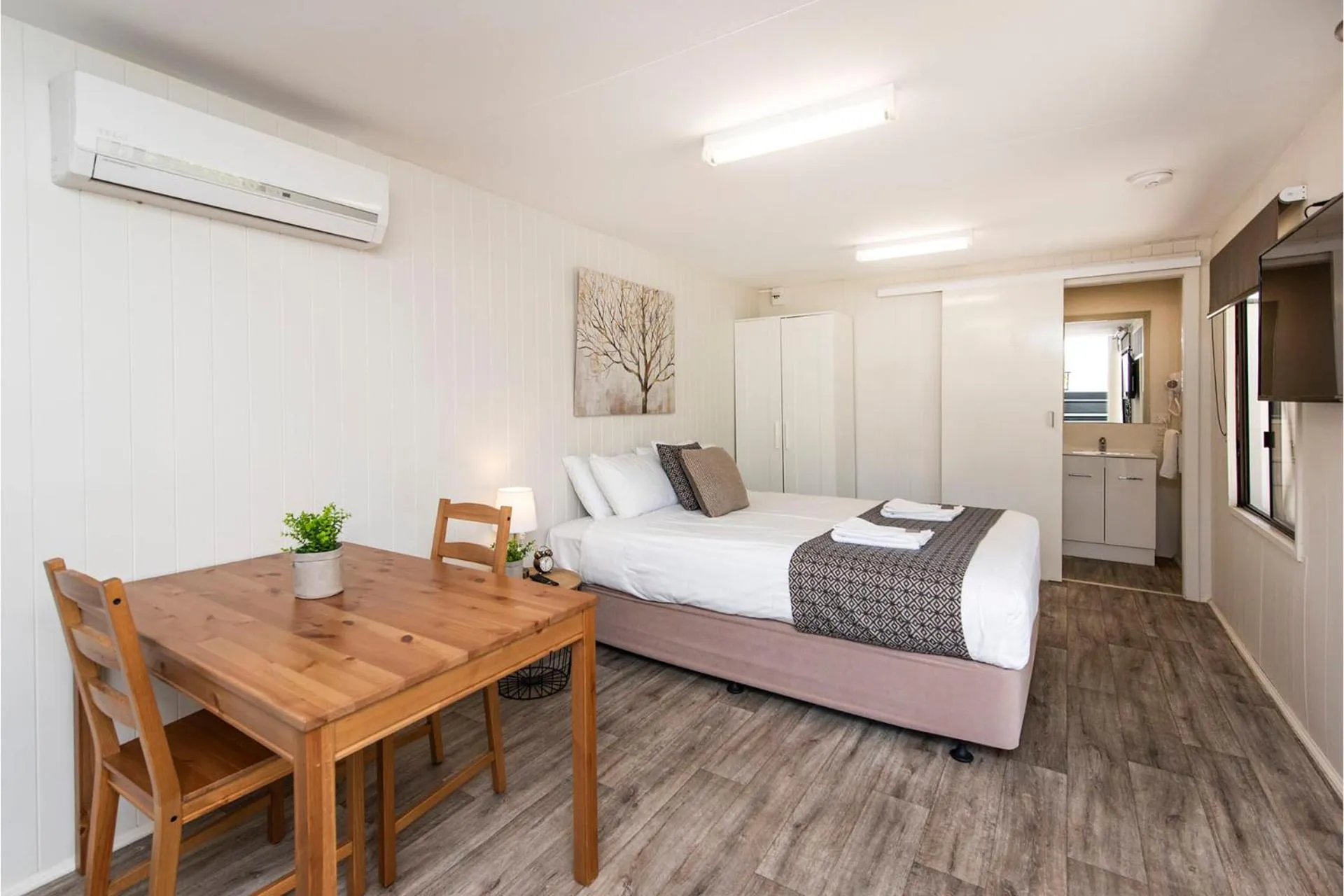 Bed in Banksia Tourist Park