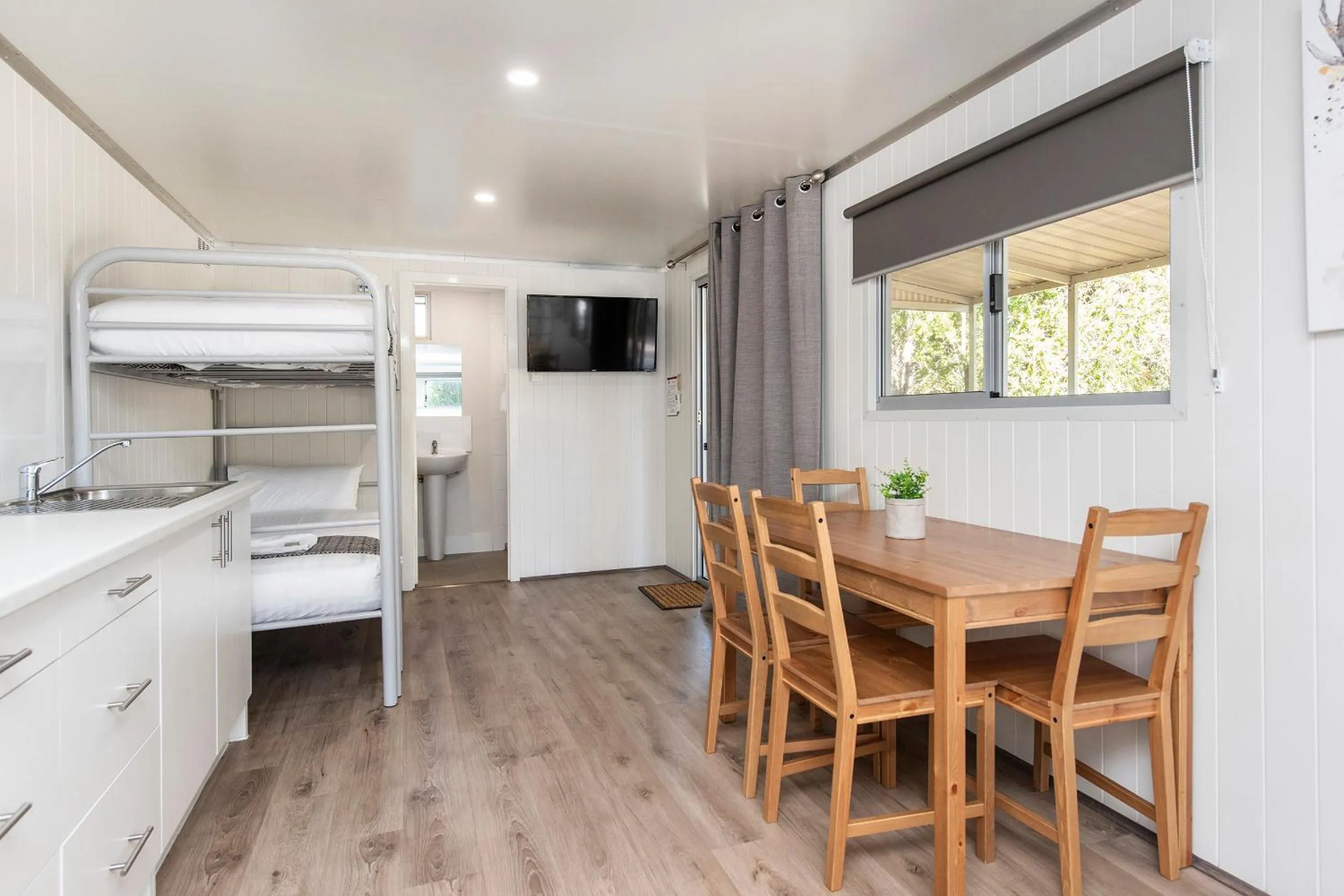 Bed in Banksia Tourist Park