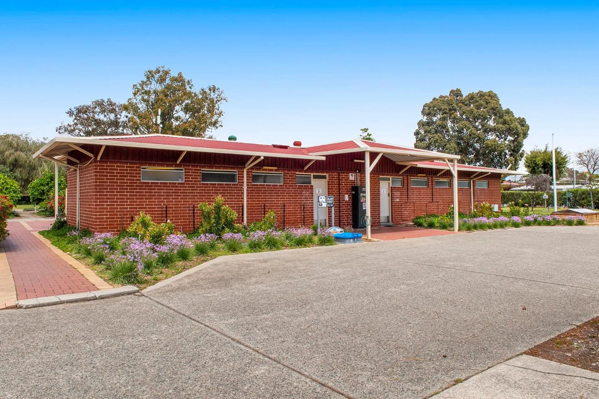 Banksia Tourist Park