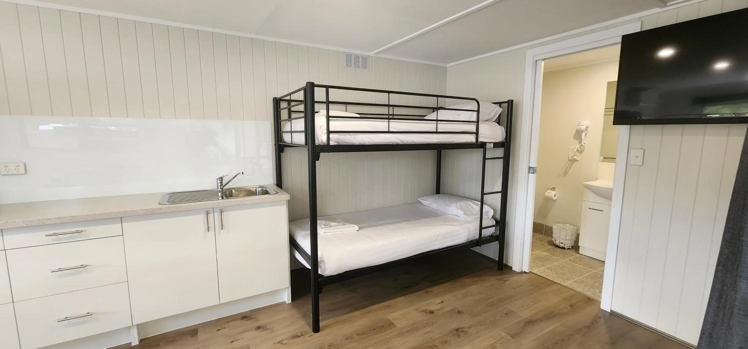 Bed in Banksia Tourist Park