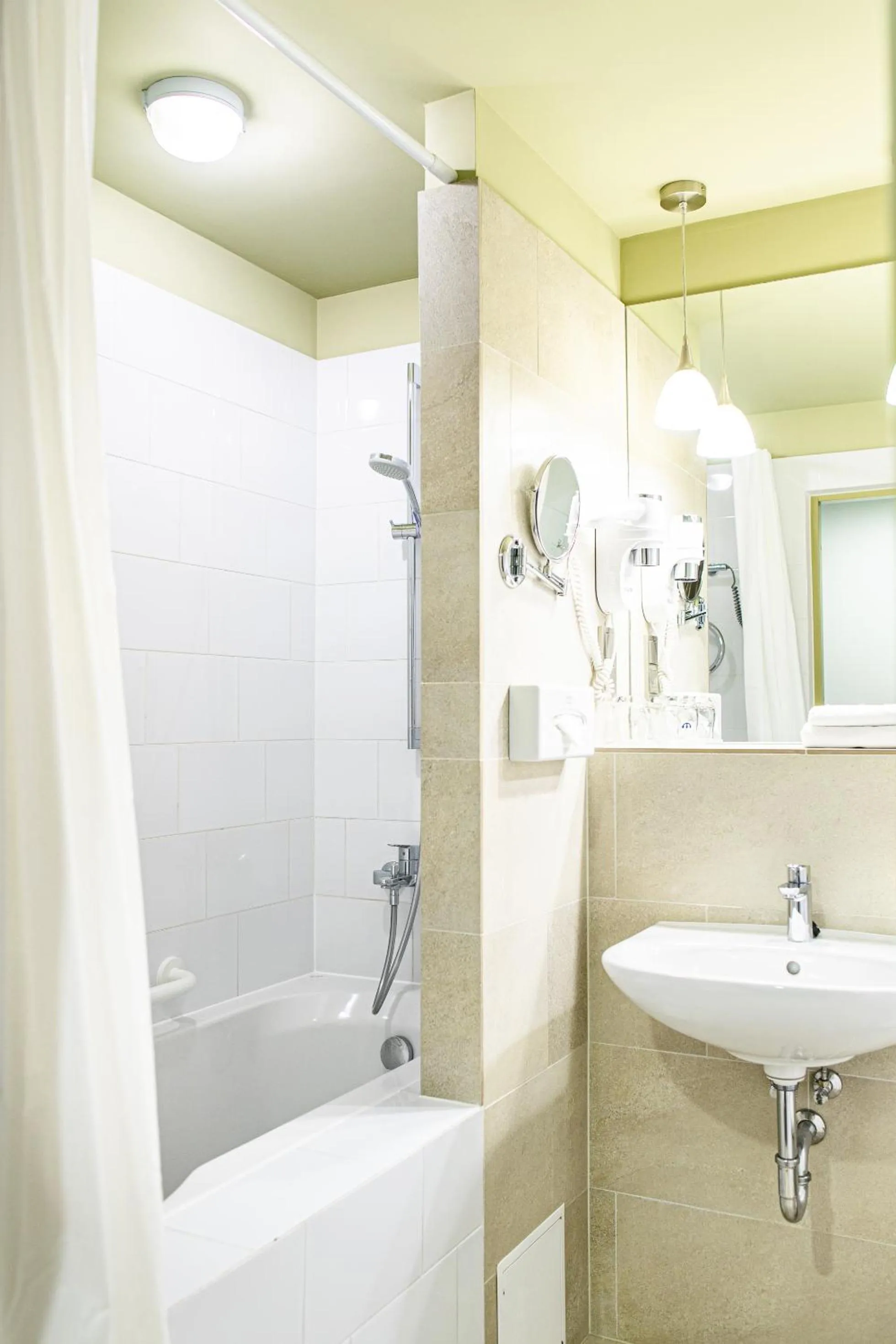 Bathroom in HOF HOTEL