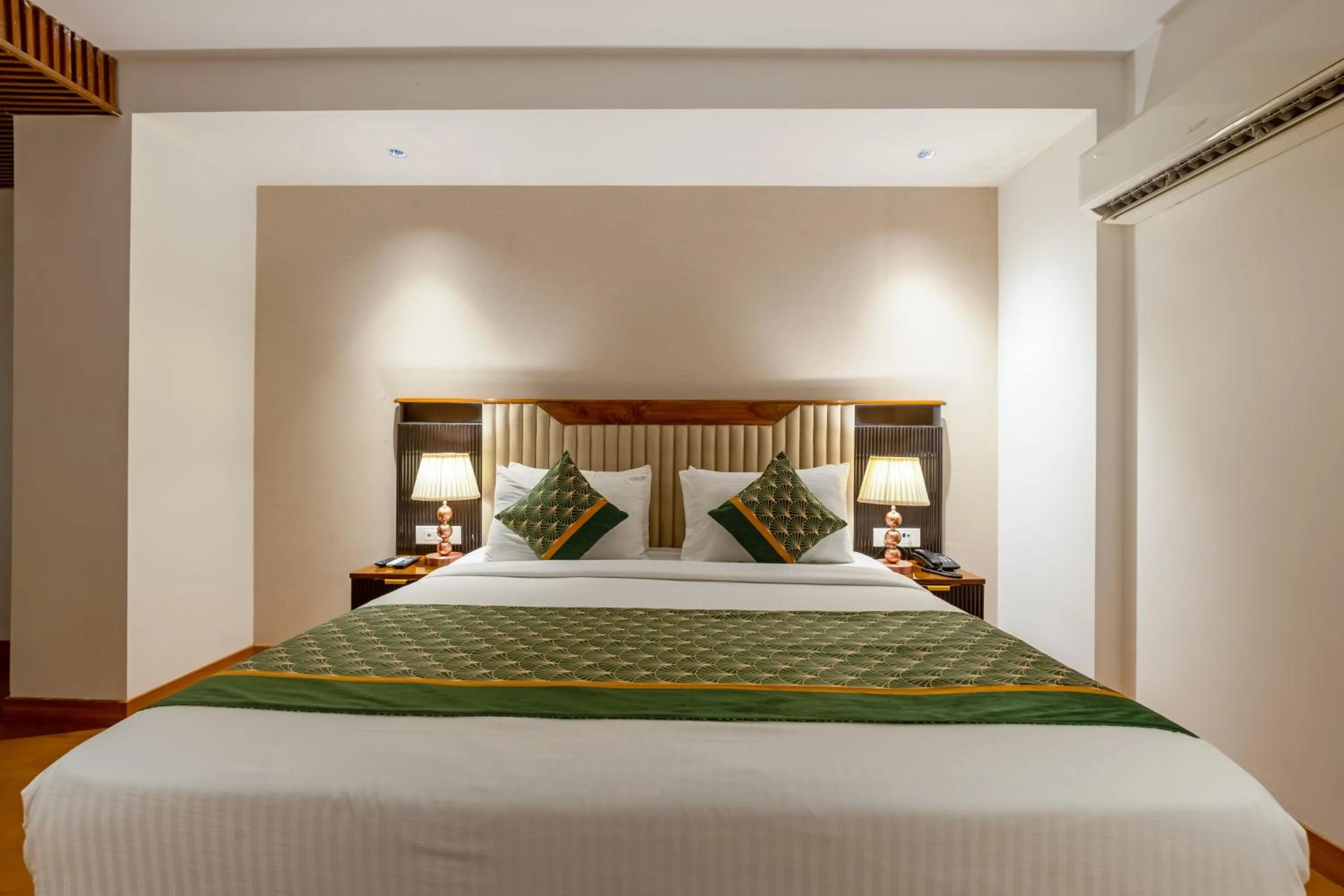 Bed in Arch The Lohias