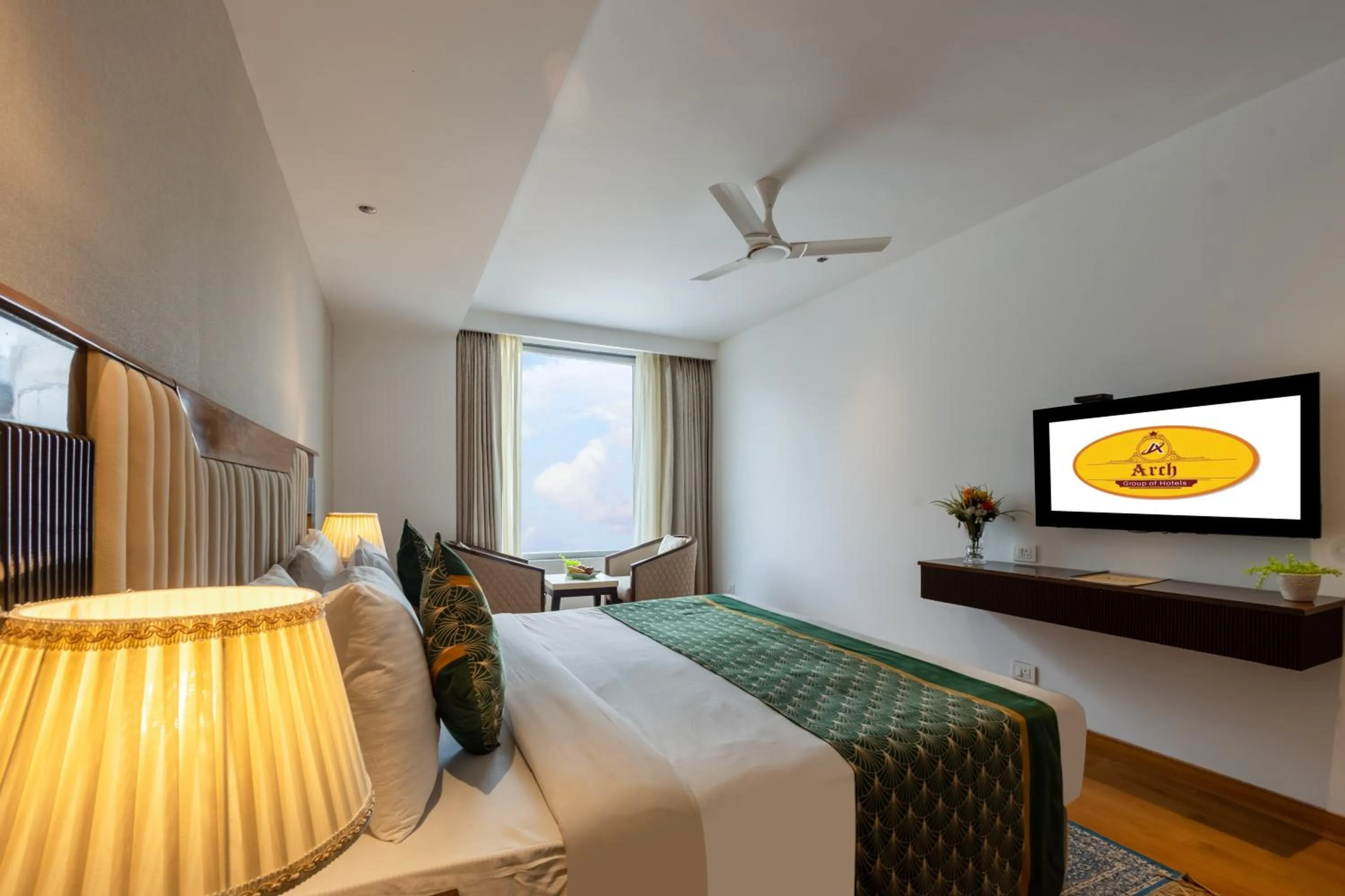 Bed in Arch The Lohias