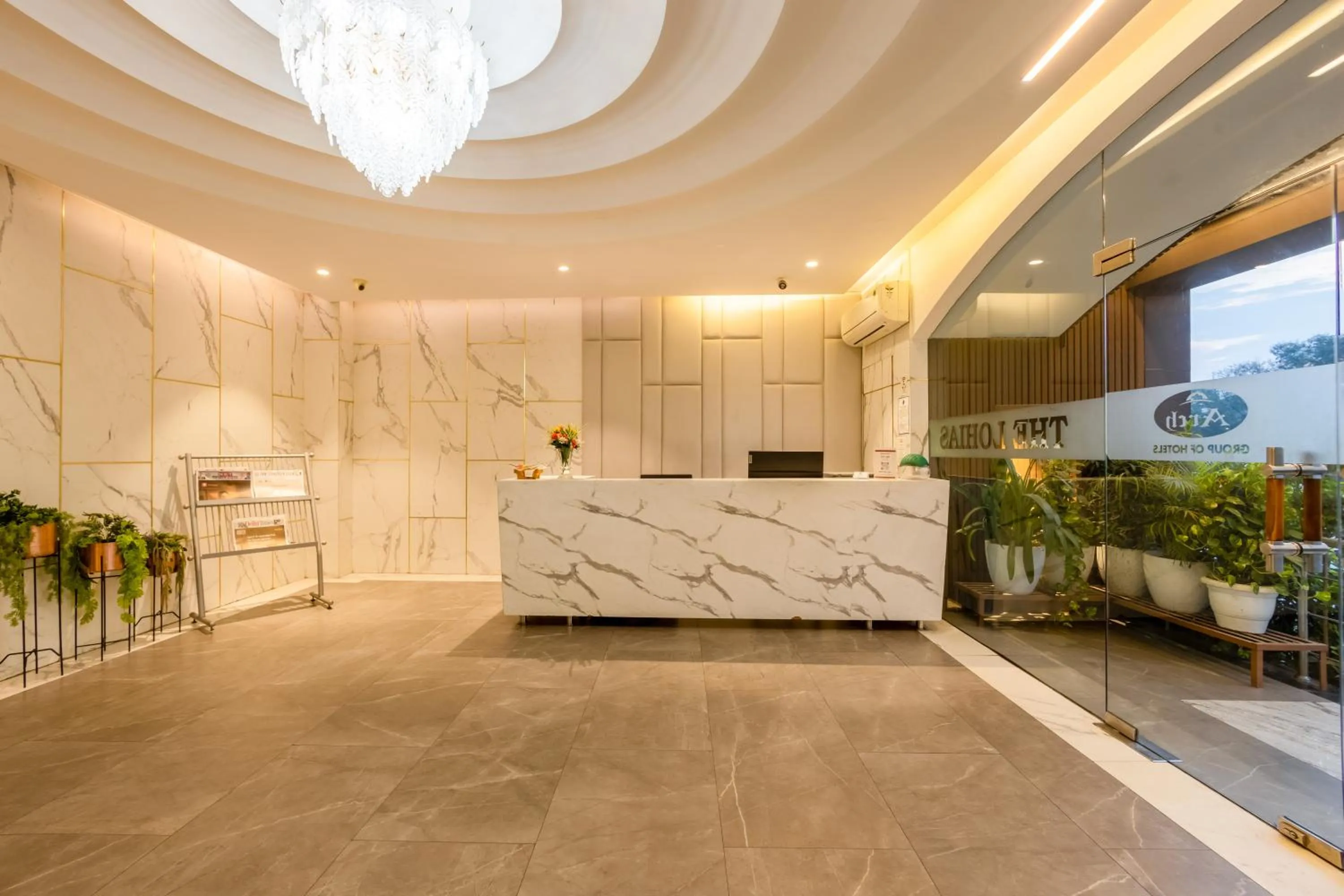 Lobby or reception in Arch The Lohias