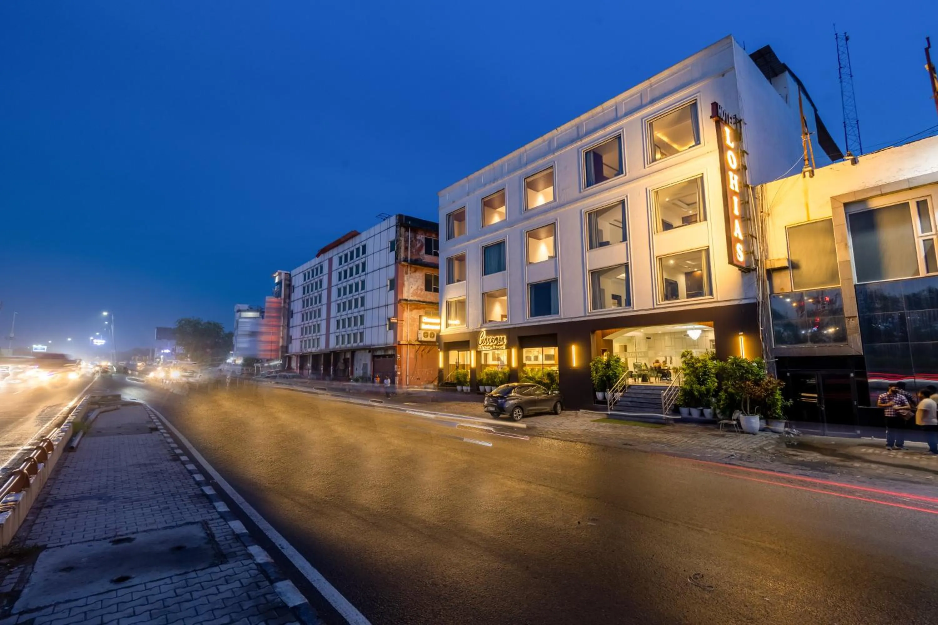 Property building in Arch The Lohias