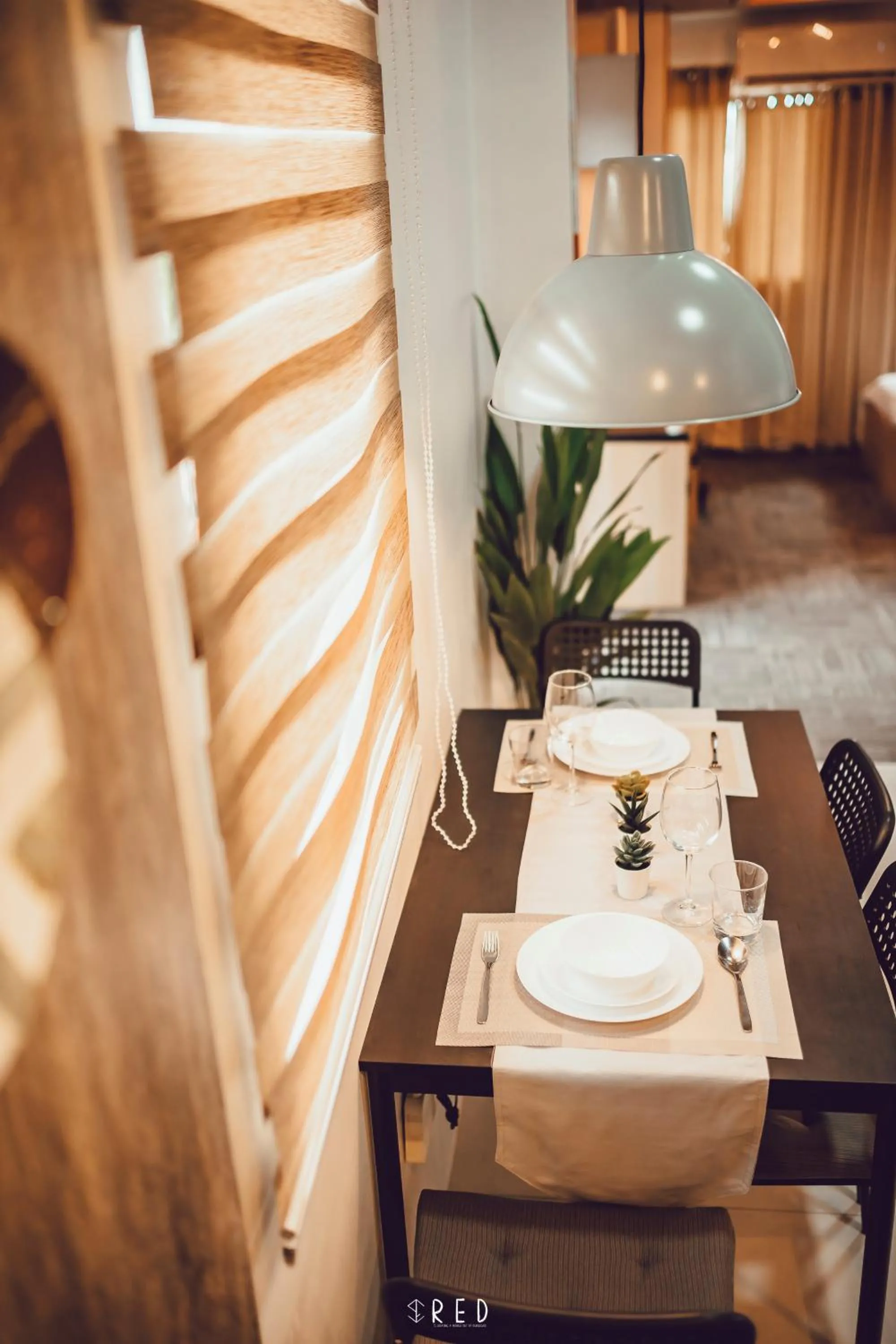 Dining area in La Joya Suite