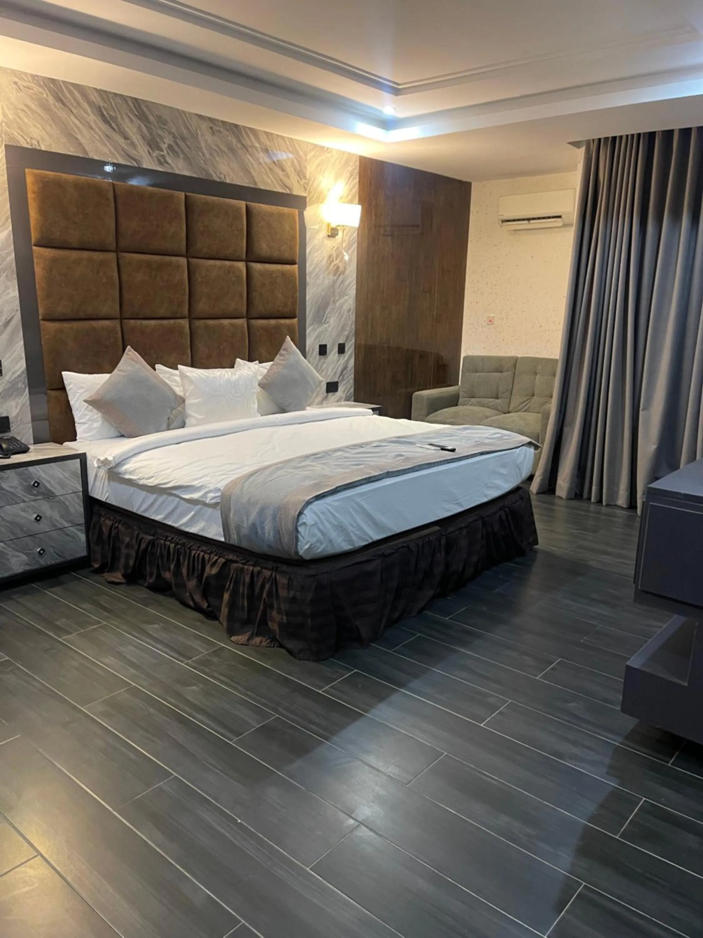 Bed in Mcdons Skye Hotel