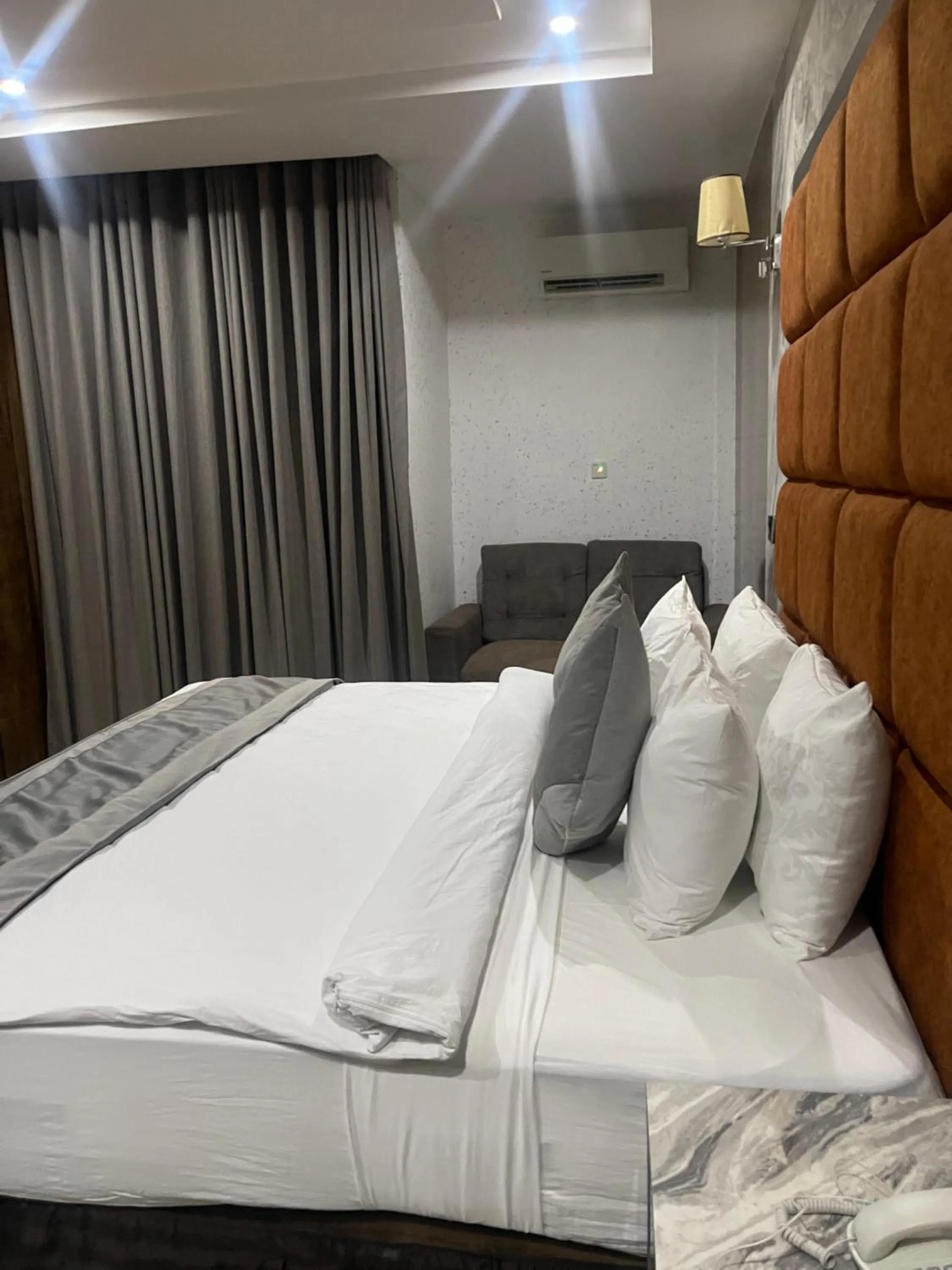 Bed in Mcdons Skye Hotel