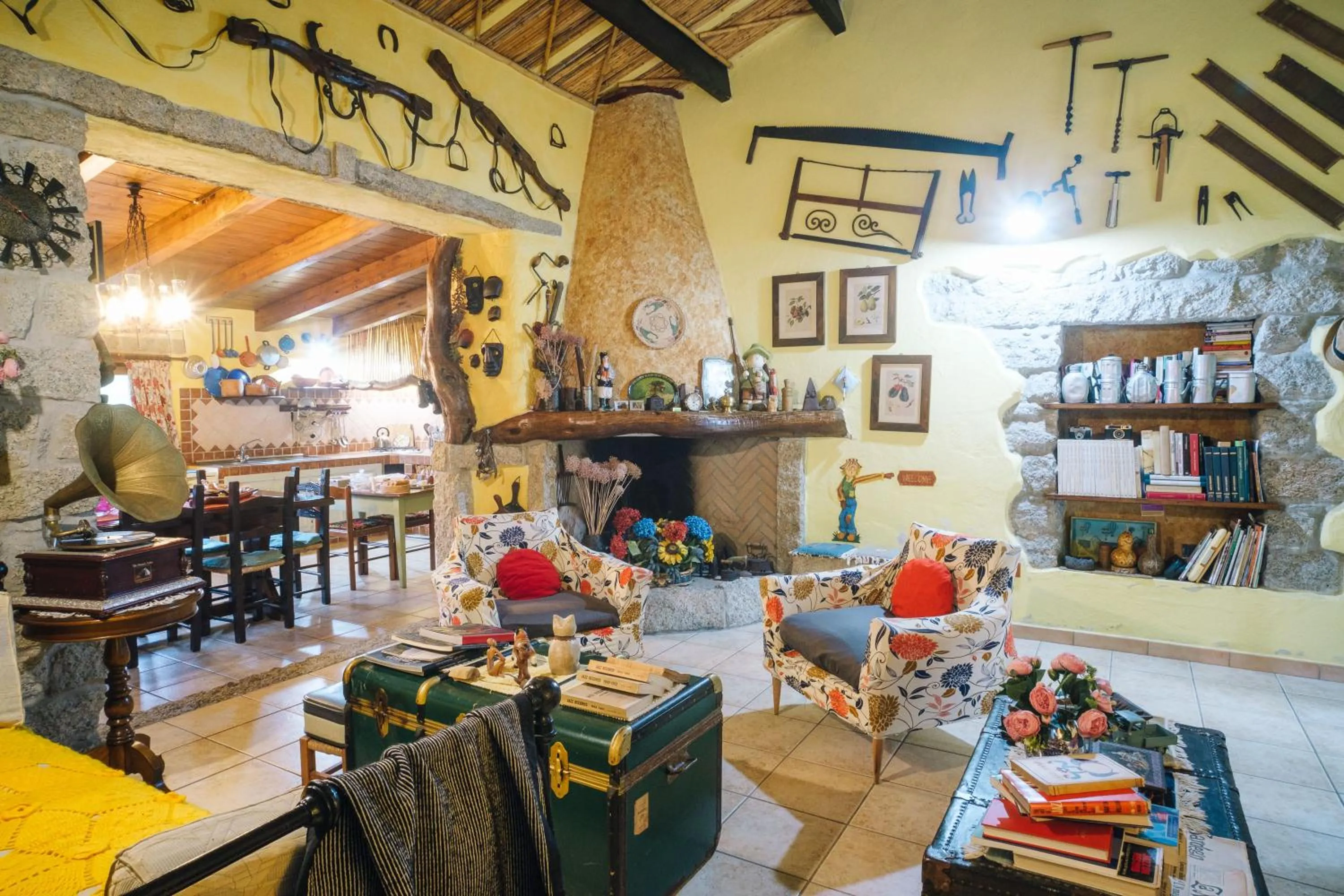 Communal lounge/ TV room in B&B San Michele