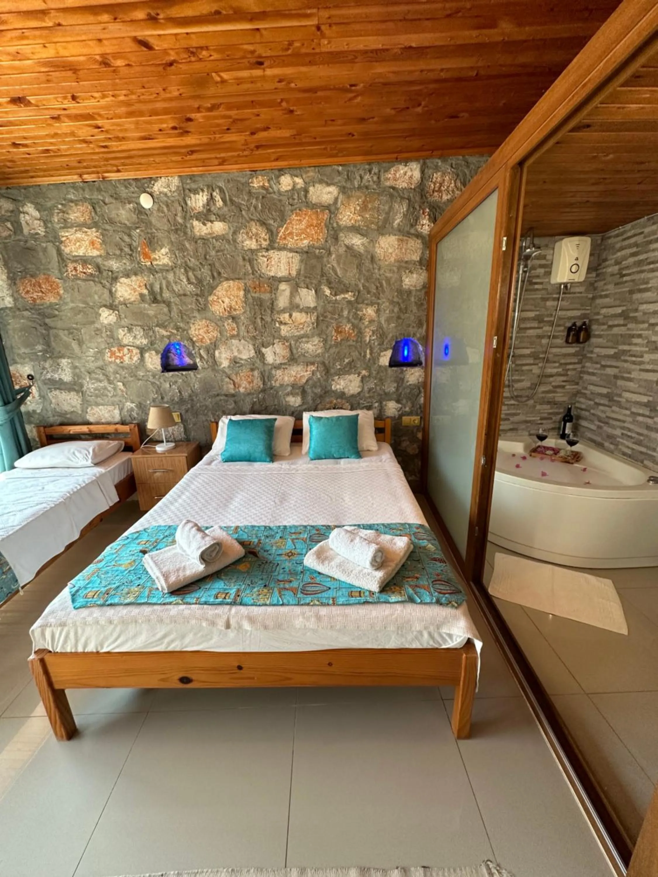 Bedroom in Kabak Armes Hotel
