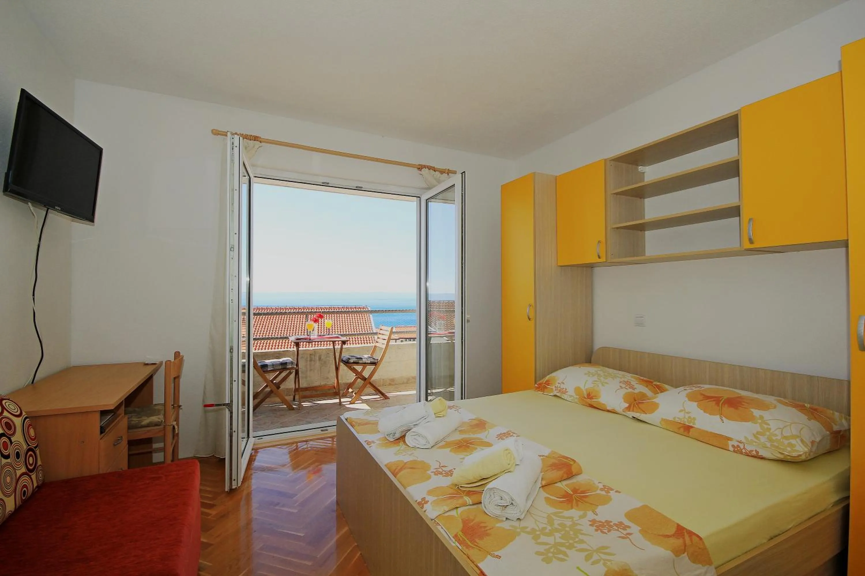 Balcony/Terrace, Bed in Apartments Adriatika