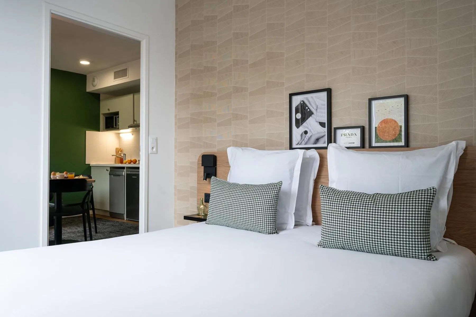 Bed in Nemea Appart Hotel La Boetie Bordeaux Pessac