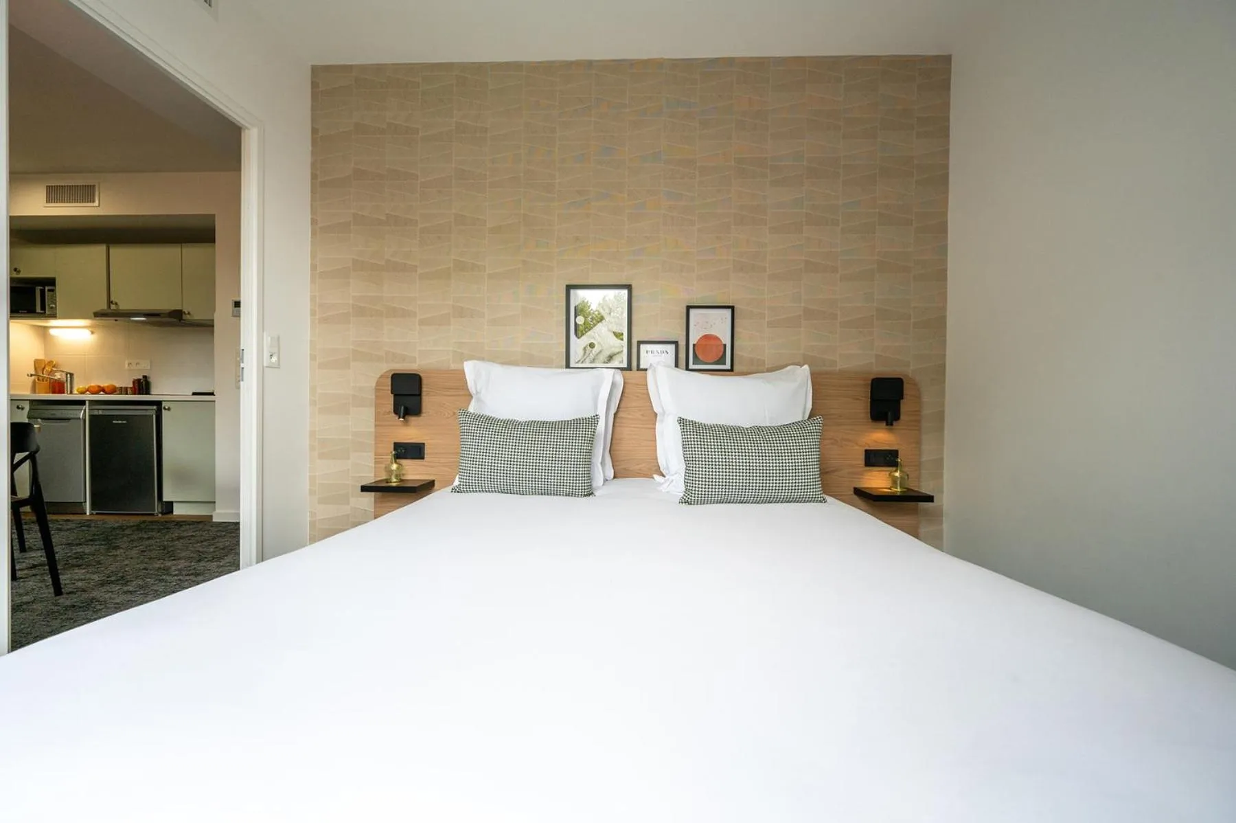 Bed in Nemea Appart Hotel La Boetie Bordeaux Pessac