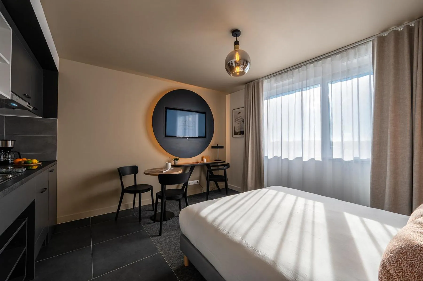 Bed in Nemea Appart Hotel Coeur Europe Strasbourg Illkirch