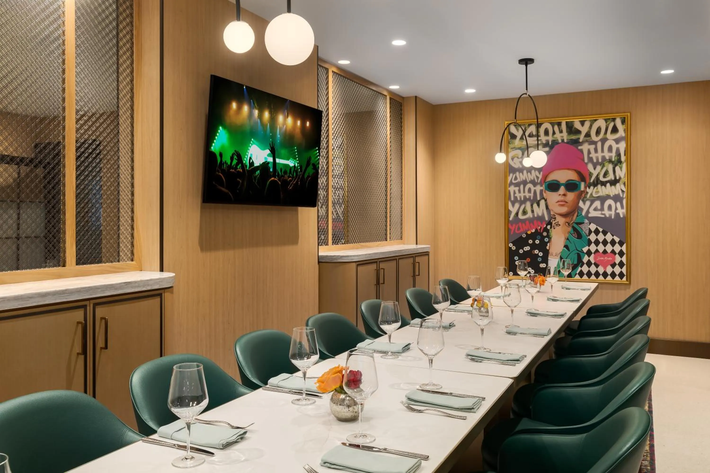 Dining area in Hard Rock Hotel London Ontario