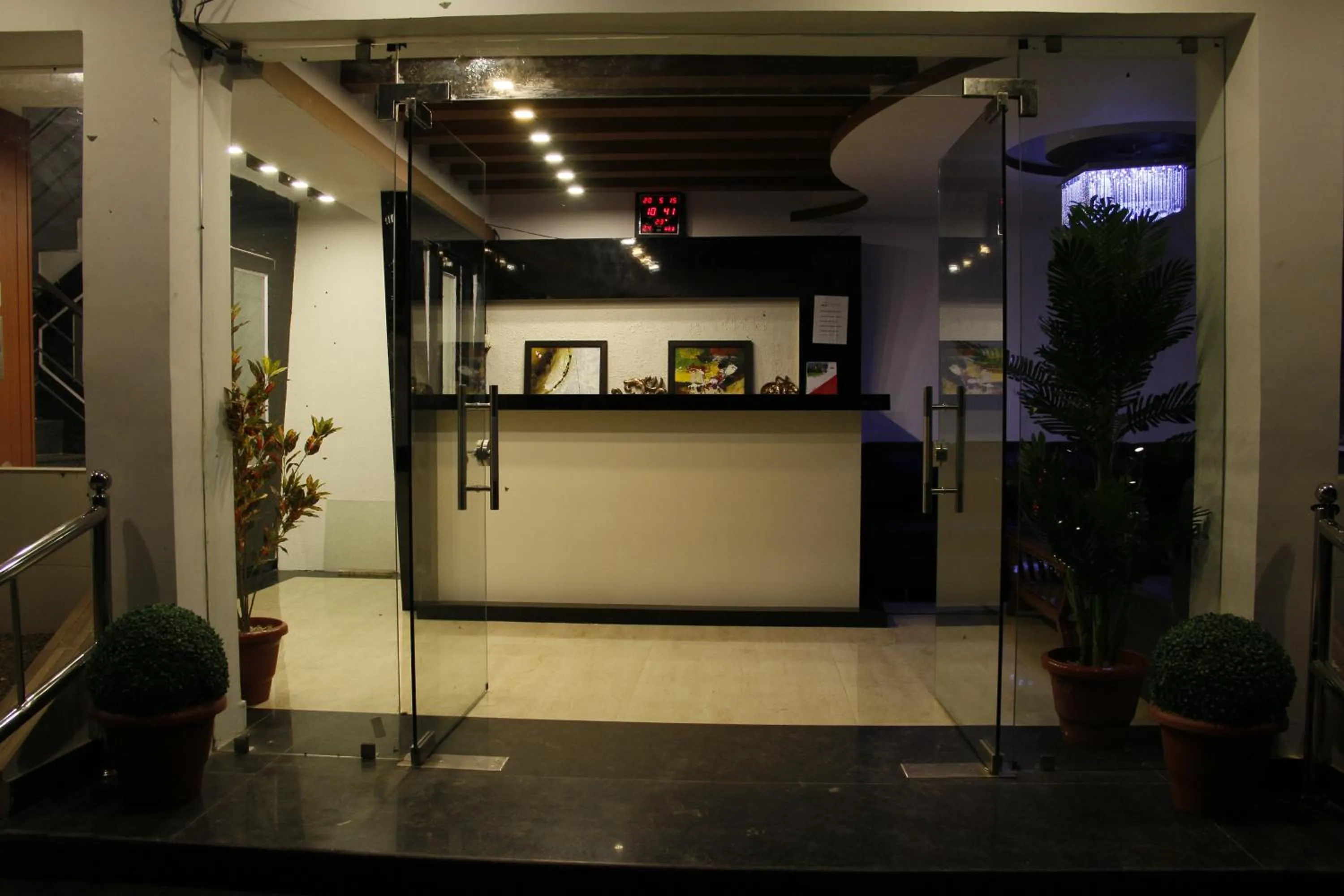 Property building in Green Palms Rubystone Exotic