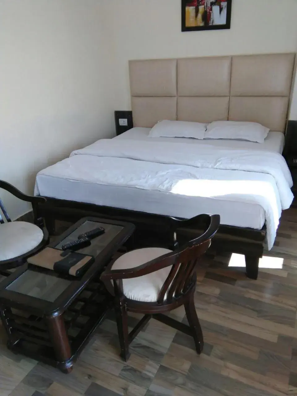 Bed in Green Palms Rubystone Exotic Bed in Green Palms Rubystone Exotic