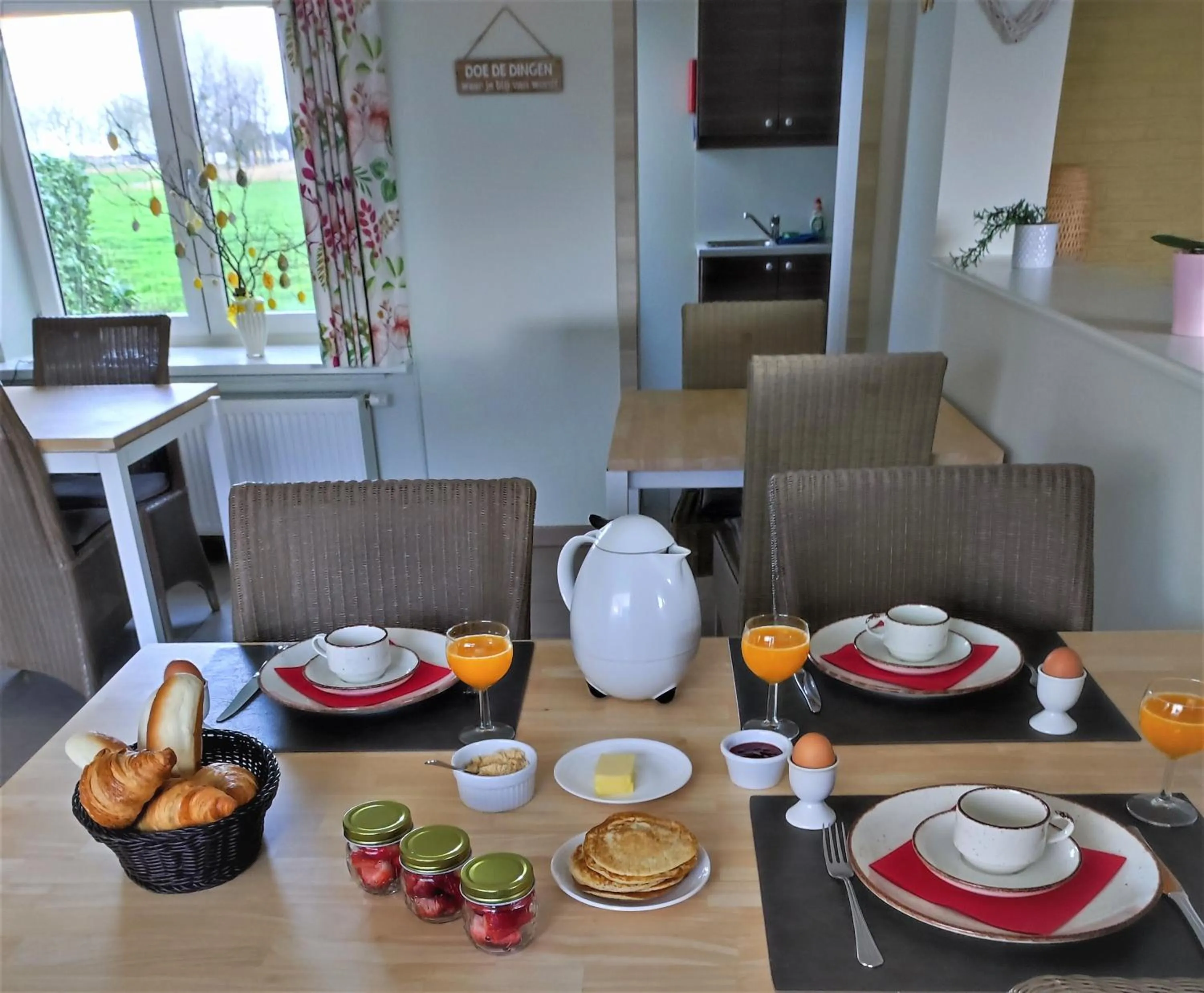 Garden view in B&B Het Polderhof