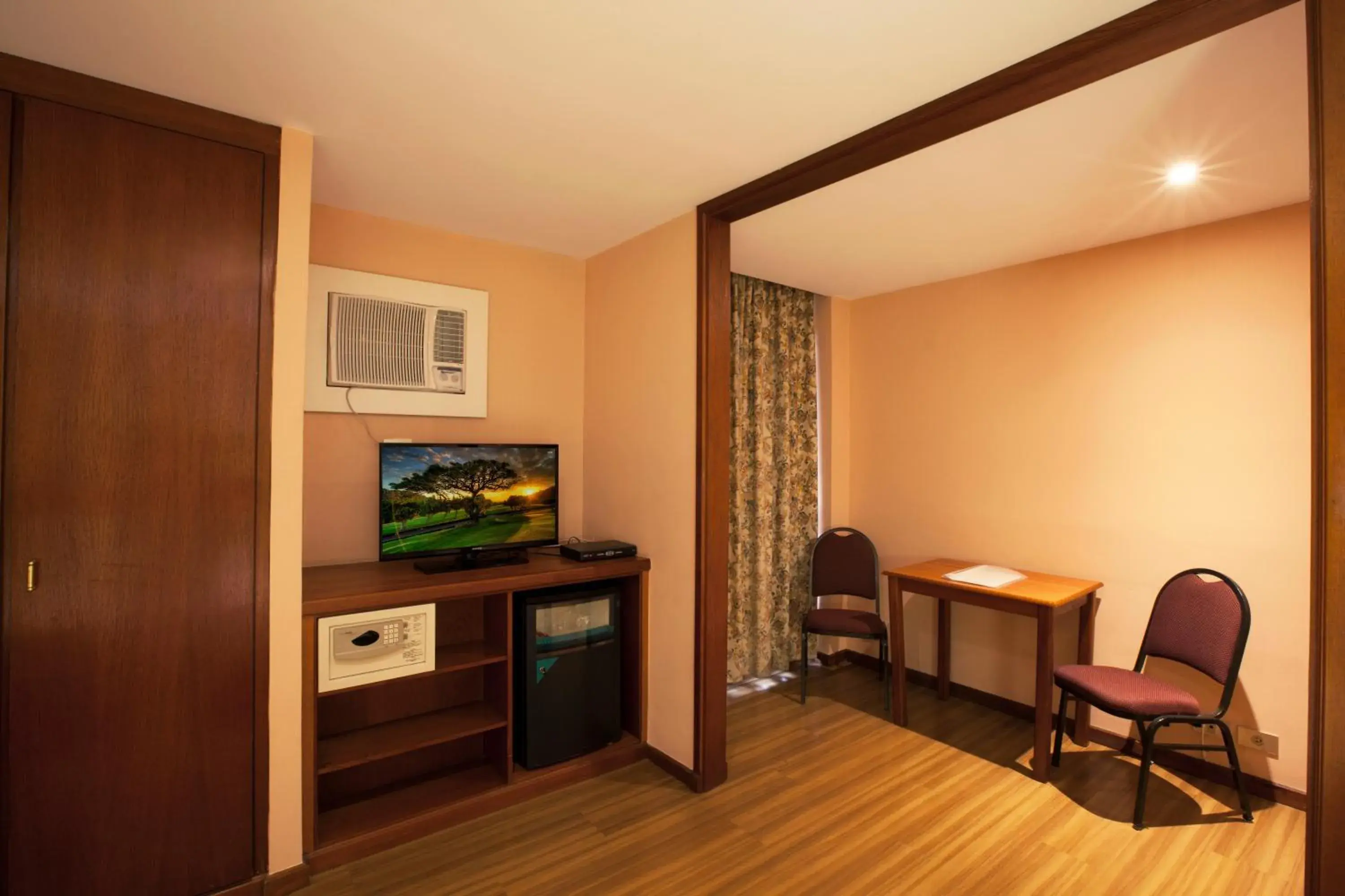 Twin Room - single occupancy in Hotel Moncloa Twin Room - single occupancy in Hotel Moncloa